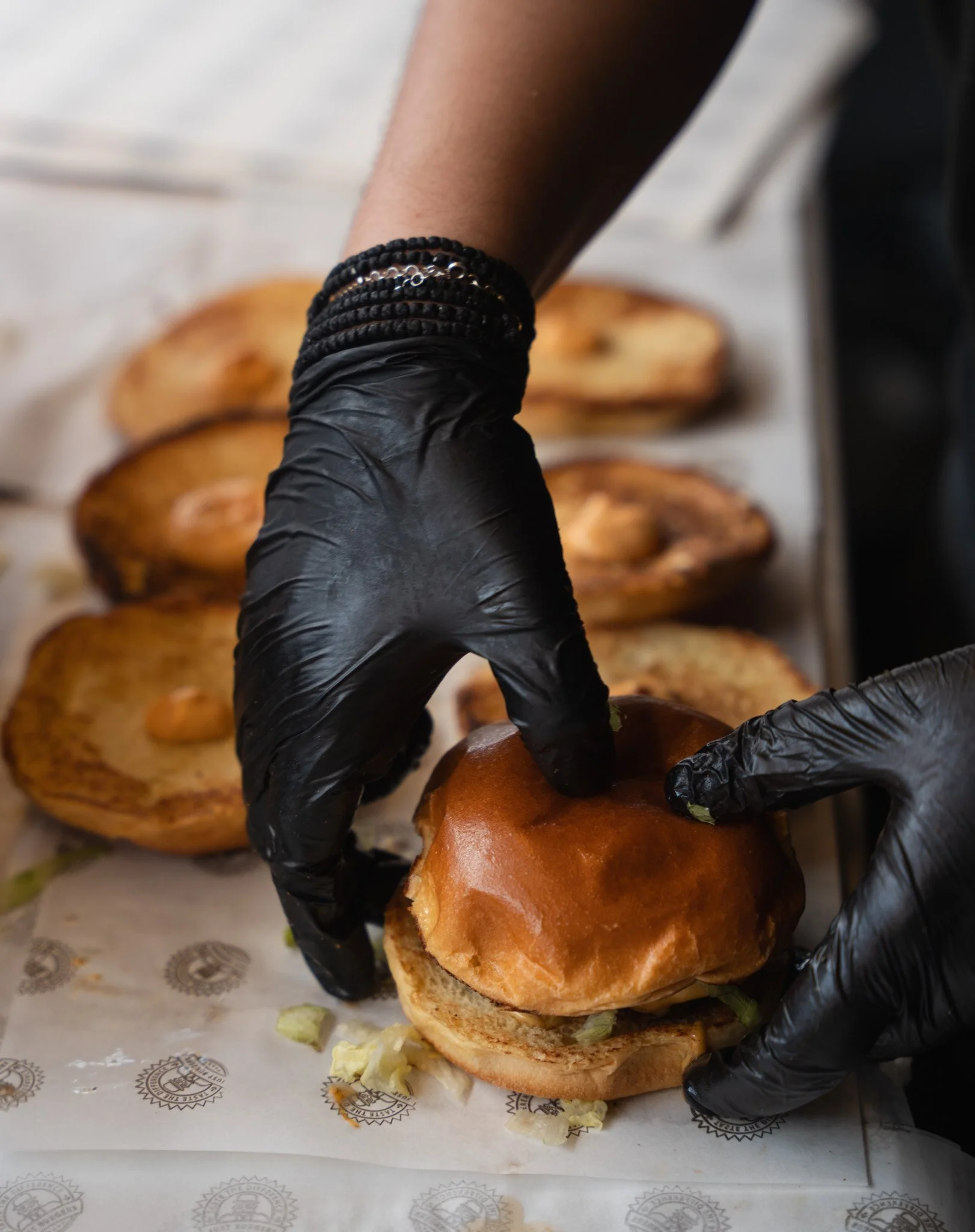 Just_Burgers-3.jpg