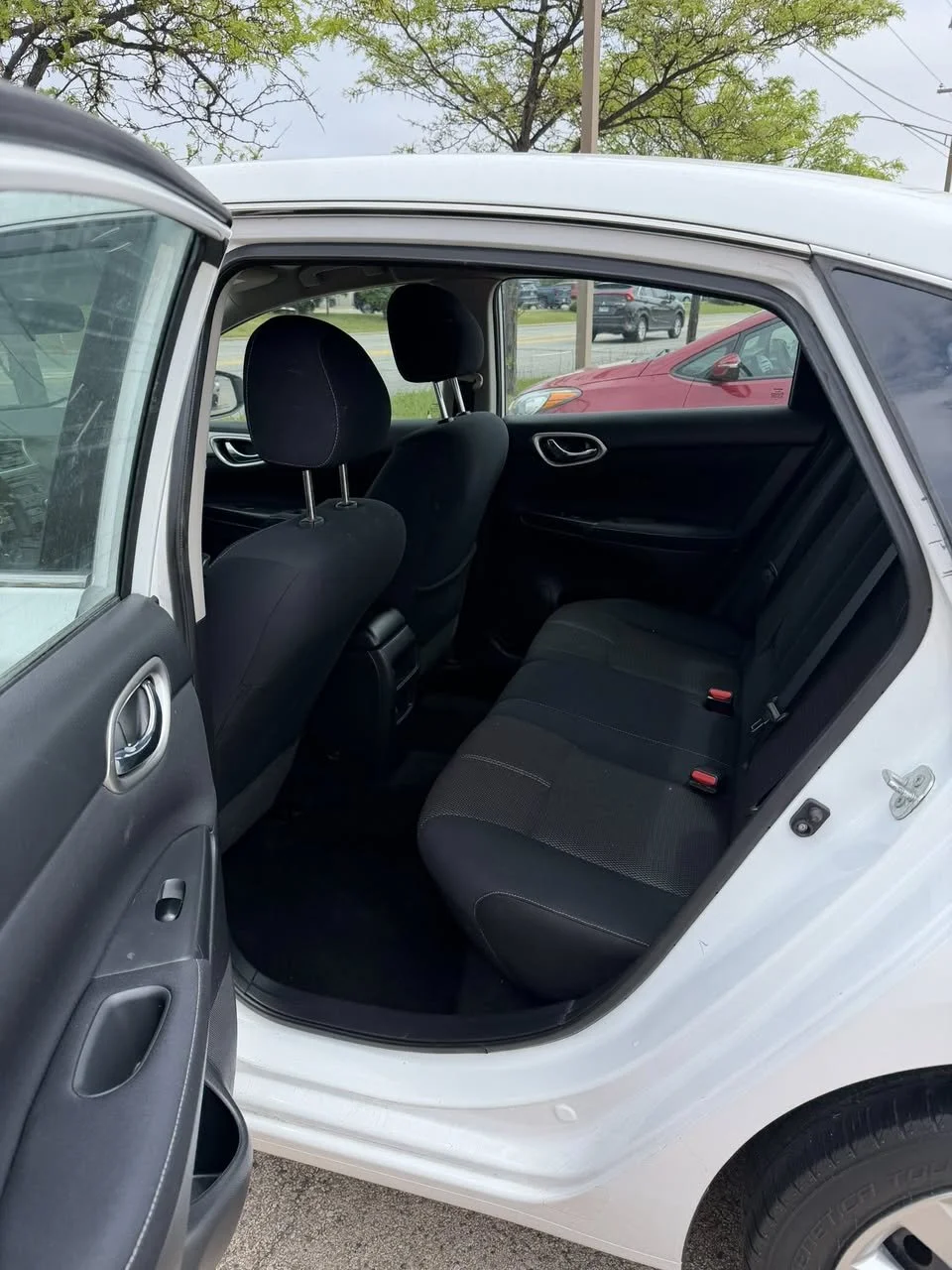 sentra4.jpg