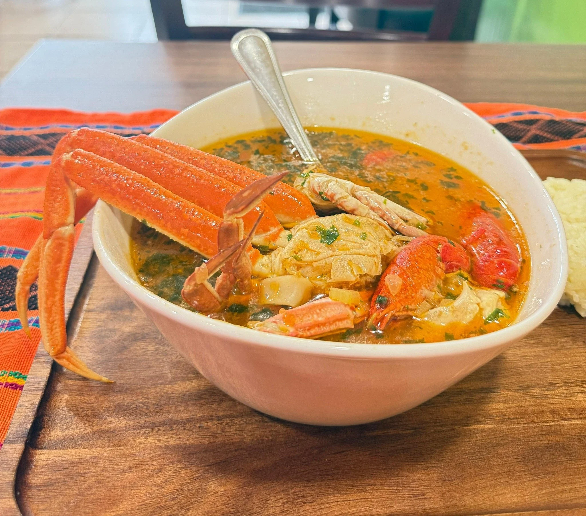 Chickenlandia USA Sopa De Mariscos Con Pescado Frito (Seafood Soup With Fried Fish)