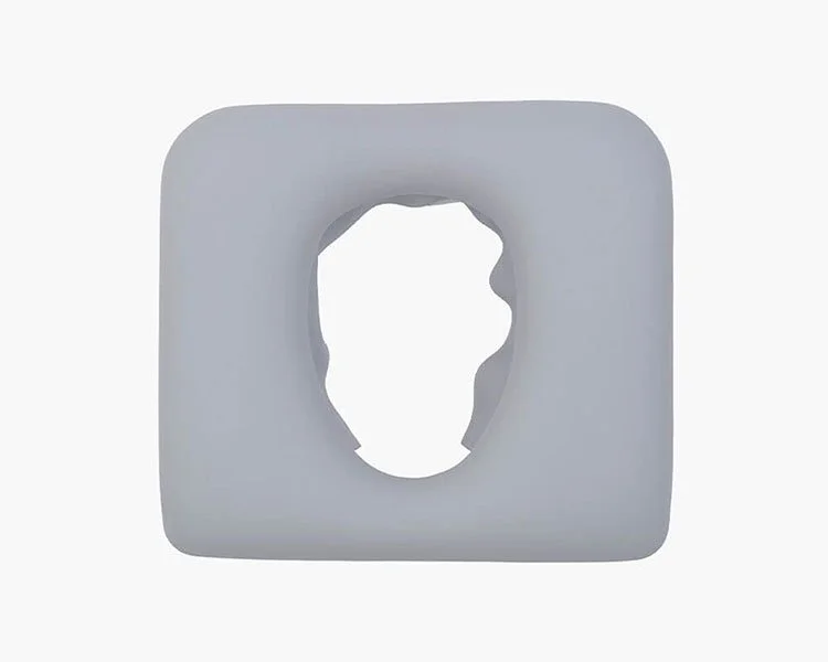 Toilet Seat with Skirt