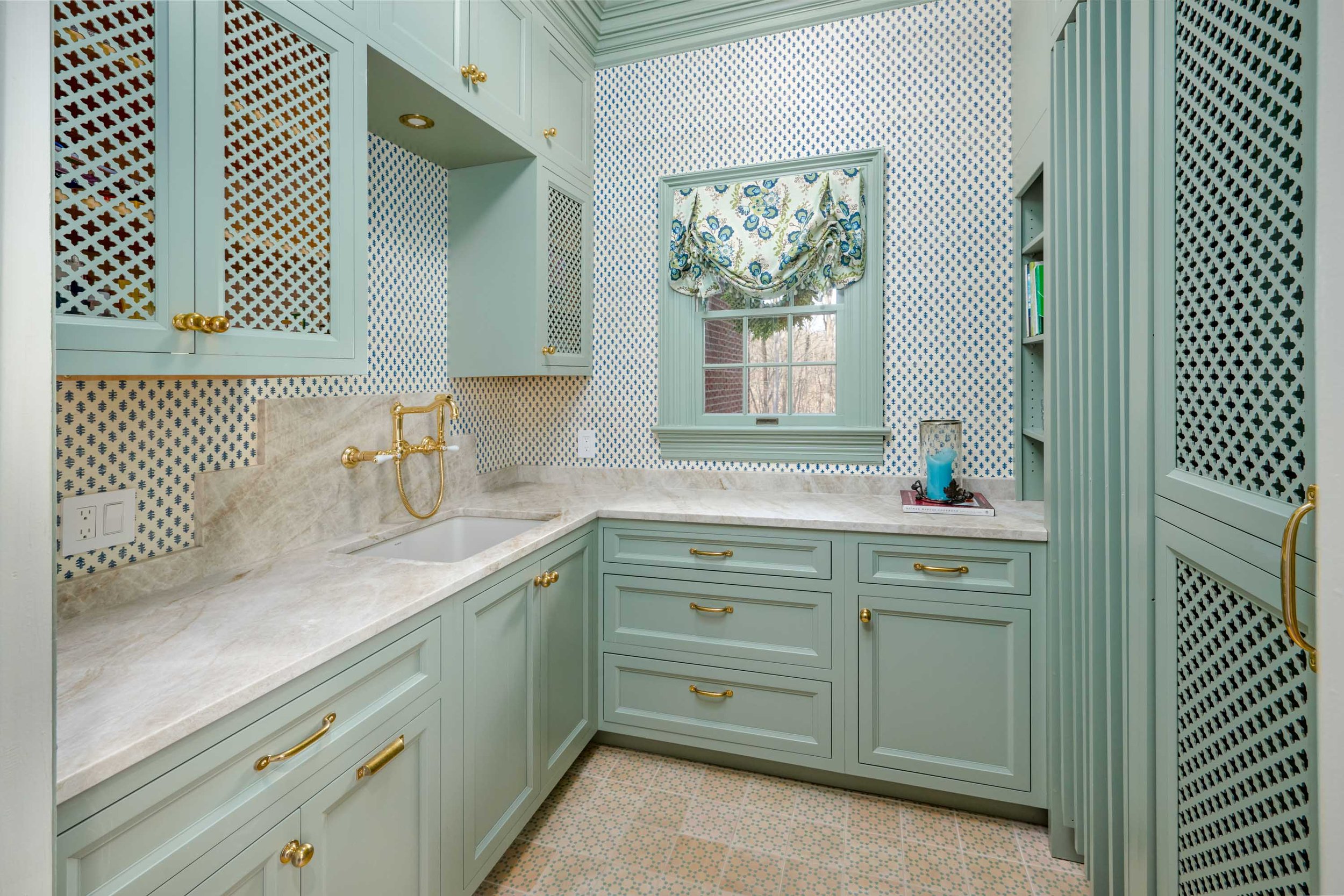 MCM_Skyline Dr-1-web.jpg