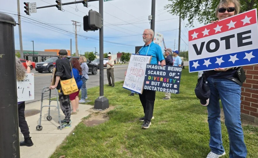 Protesters in Mishawaka demonstrate against ICE, Indiana's involvement