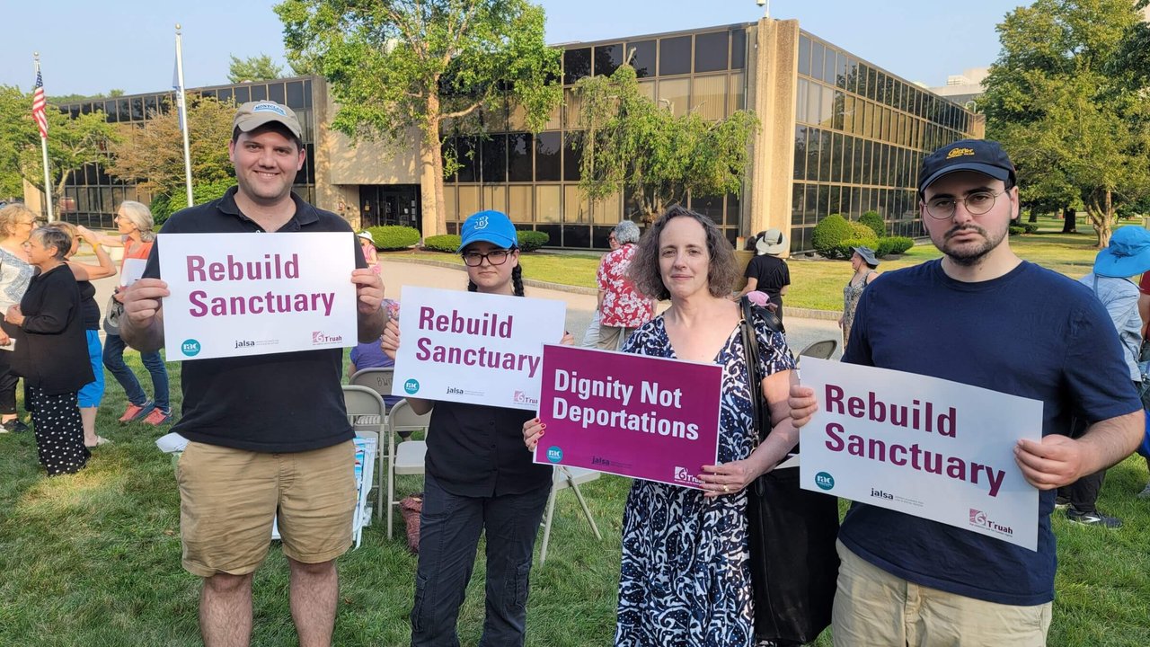  To protest ICE, they’re saying kaddish — then marching to Comic-Con