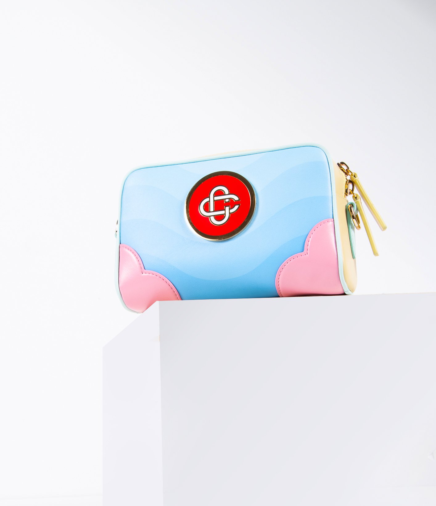 20220313 capsule group-18273.JPG