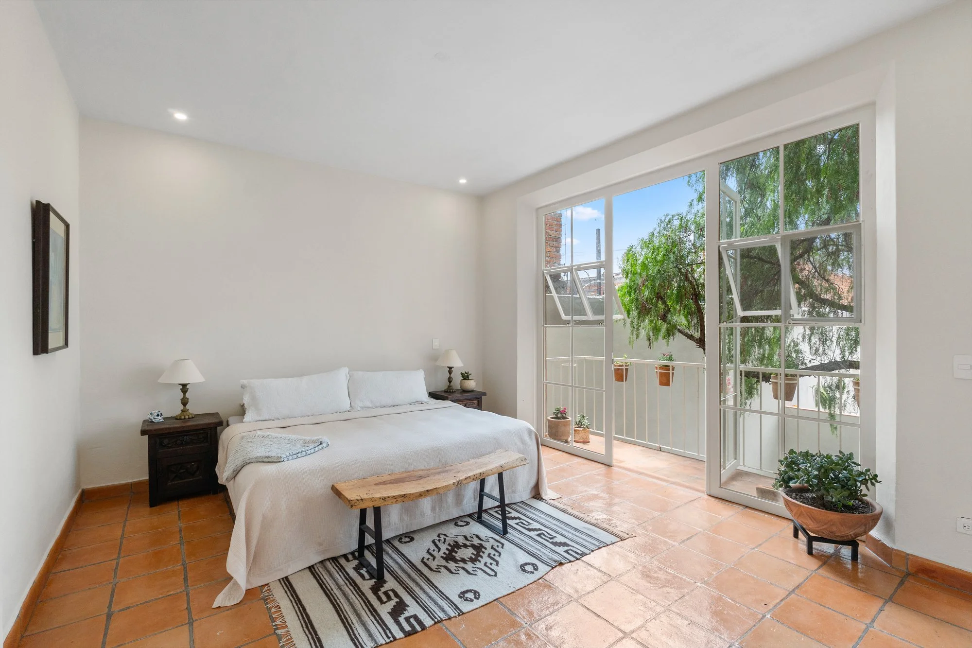 real-estate-photography-san-miguel-de-allede-sara-picazo-media-34.jpg