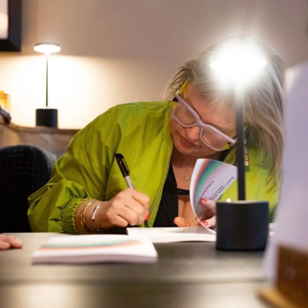 🚨 Giveaway Alert! 🚨 

I am so excited for what&rsquo;s coming in 2026, and I want you to celebrate with me. 

SO, im doing a little giveaway! 

You get: 
- One Signed Copy of The Mourning Light 
- One Copy of Shine to Light 
- One Set of Gratitude 