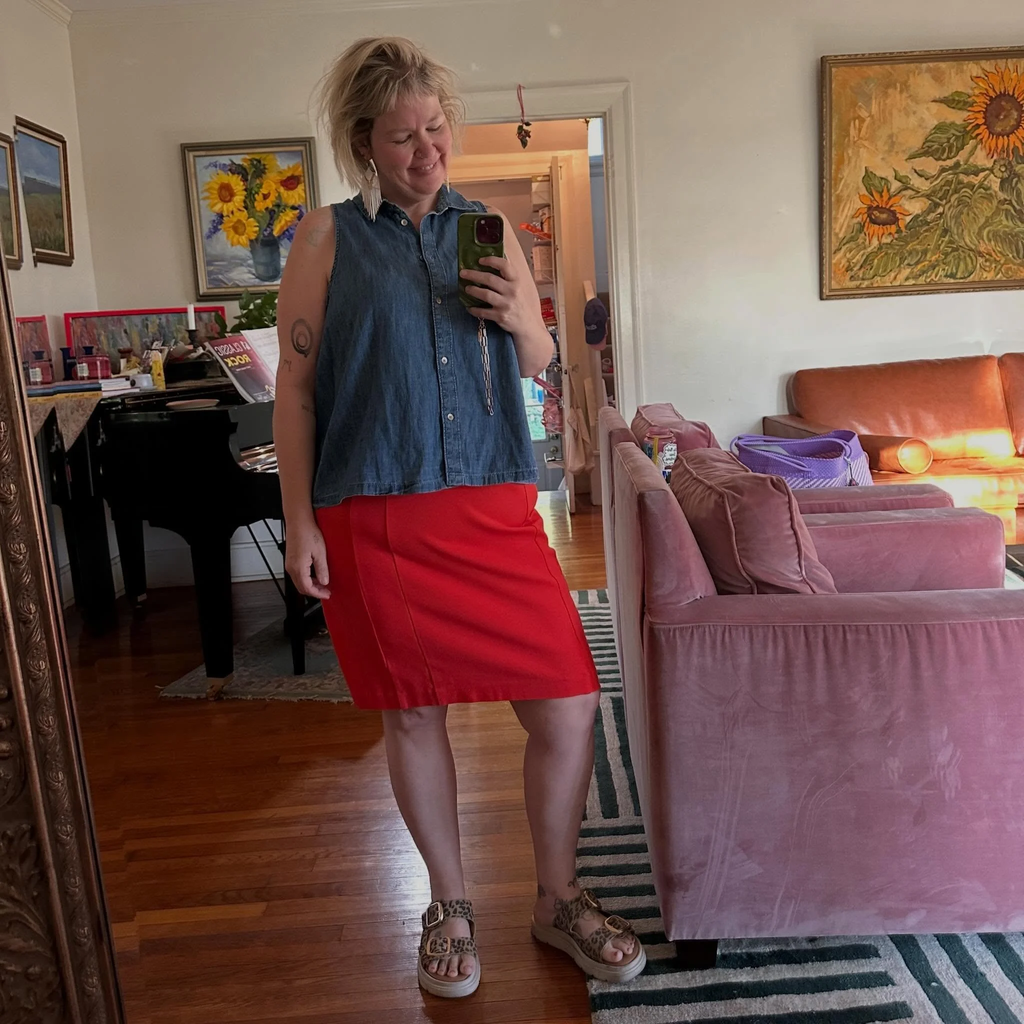 FriYAY 

I am grateful for -
This practice 
Time and space 
Skirt season 
The three weeks from today, watch us type and finalize, oh girls
Be patient for the miracle 
When all the signs scream patience and you still over here like hmmm what&rsquo;s t