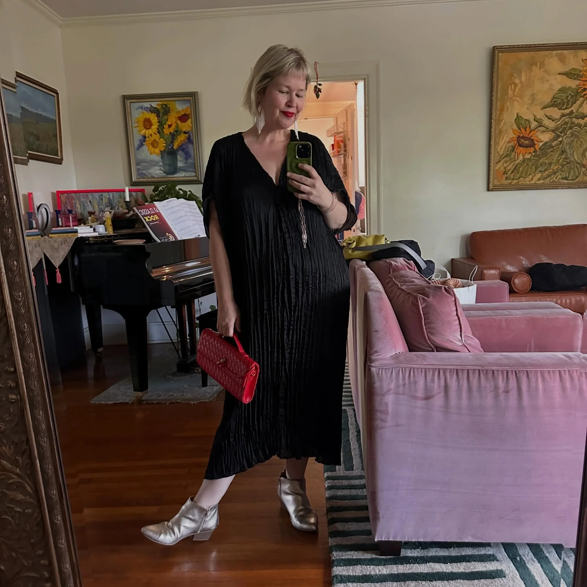 Friday, oh Friday! 

I am grateful for &hellip;
In two weeks today we gather, amen 
OUR KEYNOTE 🫣 full announcement on Mondayish but if you ask me I&rsquo;ll tell ya, moms proud 
Gosh this week, what all did we get done? 
When the eye twitch stops
P