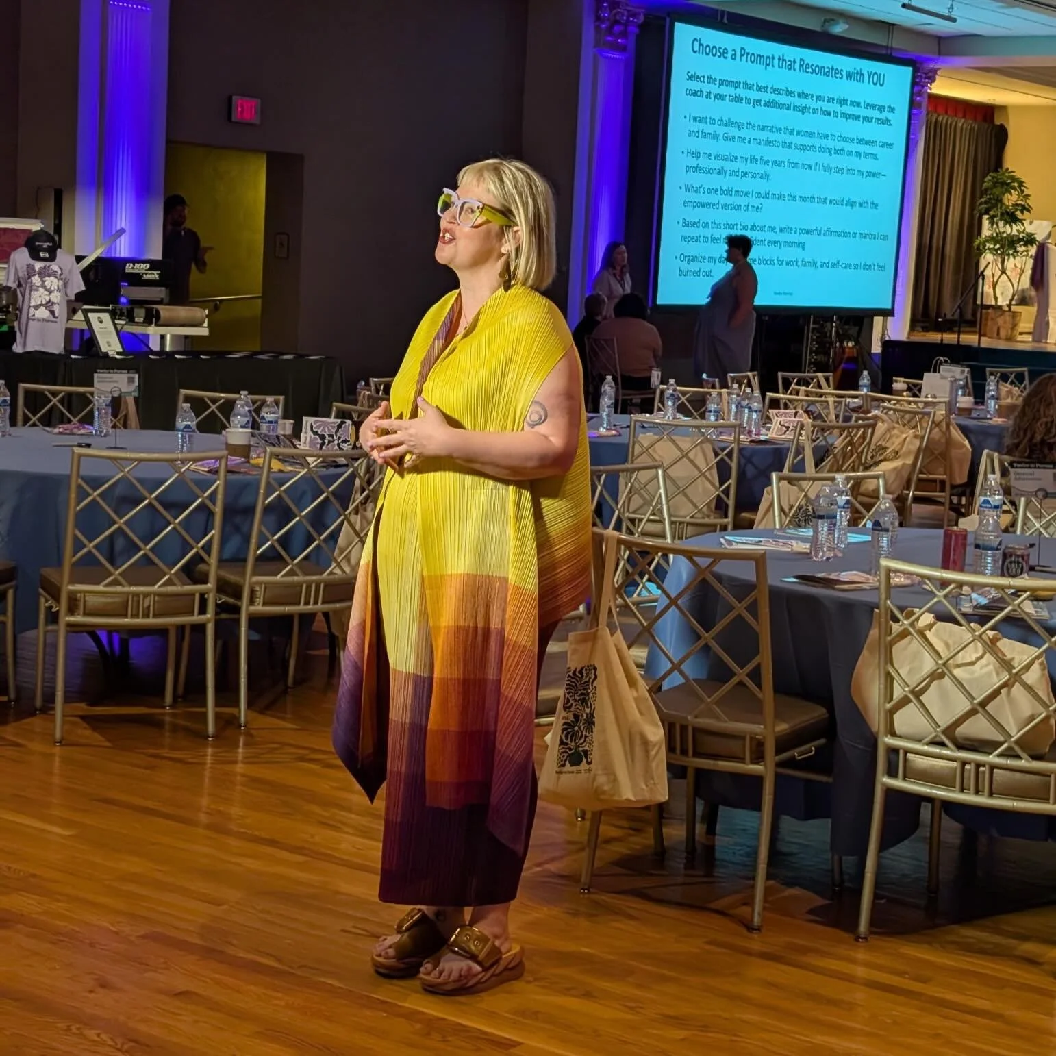 Let&rsquo;s get dressed! 

What do we even wear on Friday- well ladies, and our few fine gents that join, we just want ALL of you to be there. So for all of me to be there, being comfortable helps me feel confident! 

Colors we love them! 
Patterns s