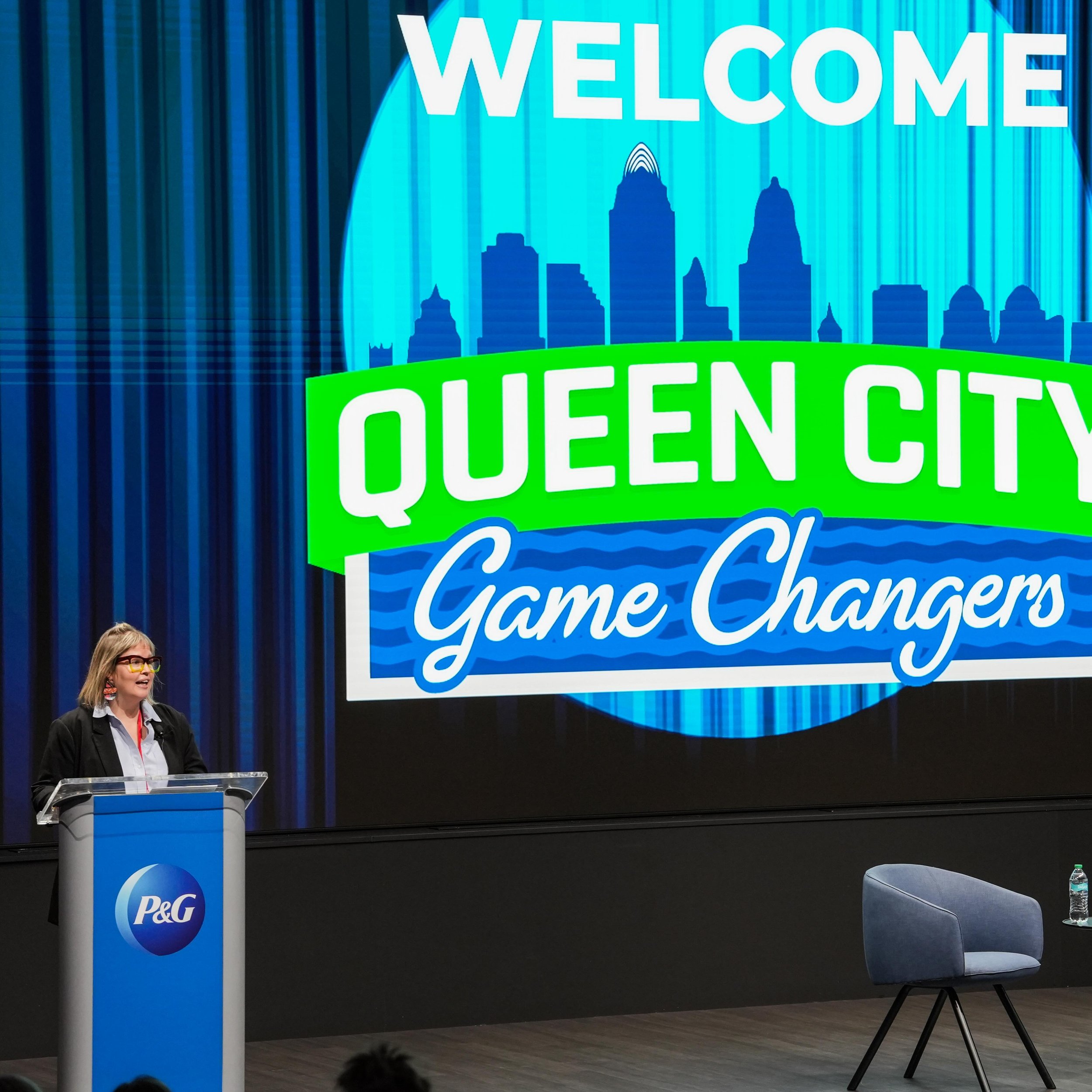 Ladies 🚨🚨🚨

The application for the Queen City Game Changers executive coaching program is officially OPEN!

I&rsquo;ve had a blast being part of building this program over the last 4 years &mdash; and I can&rsquo;t believe Year 5 applications jus