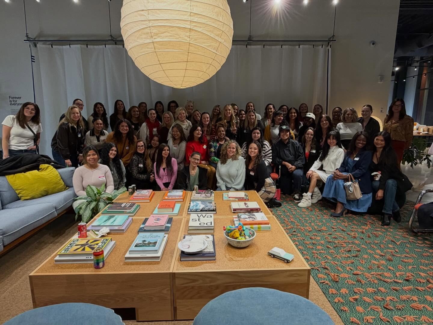 Last night&rsquo;s Networking Night reminded me of something powerful ✨

When women are in a room together with intention, something shifts. The conversations go deeper. The energy feels supportive, not competitive. Ideas are shared, opportunities ar