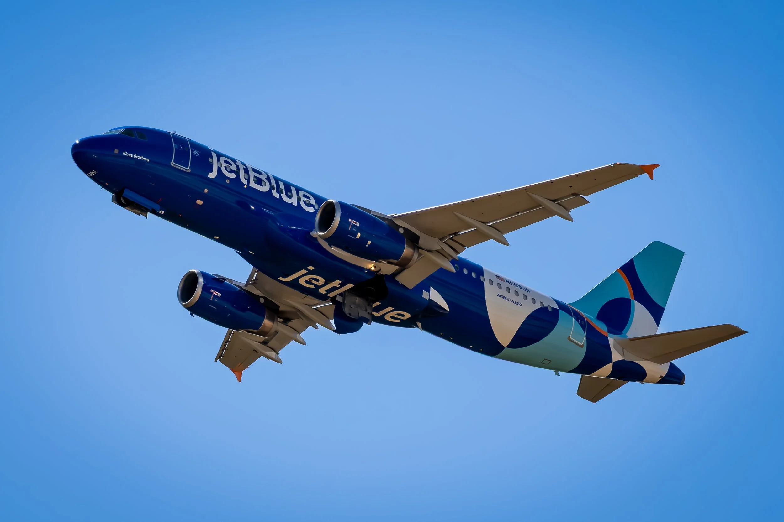 Jet Blue.jpg