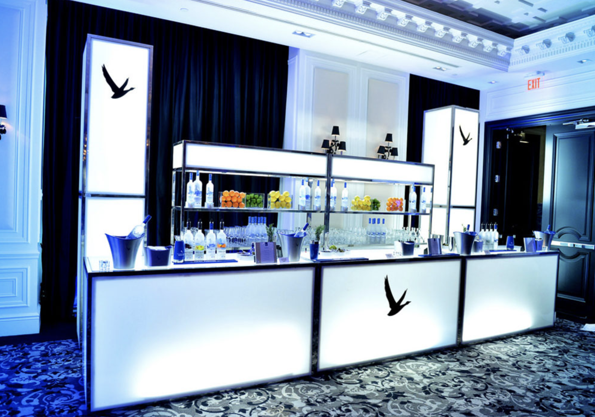 custom-bar-rental