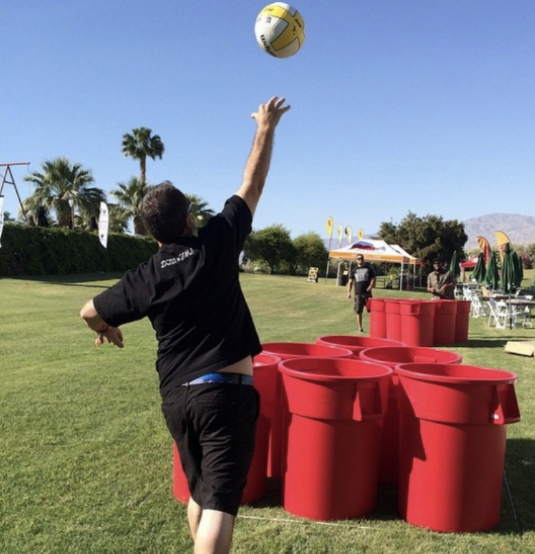 lifesize-beer-pong-rental