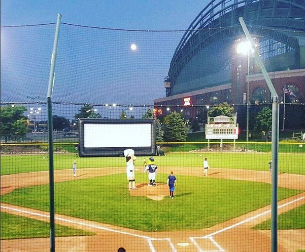 fishers outdoor movie screen rental