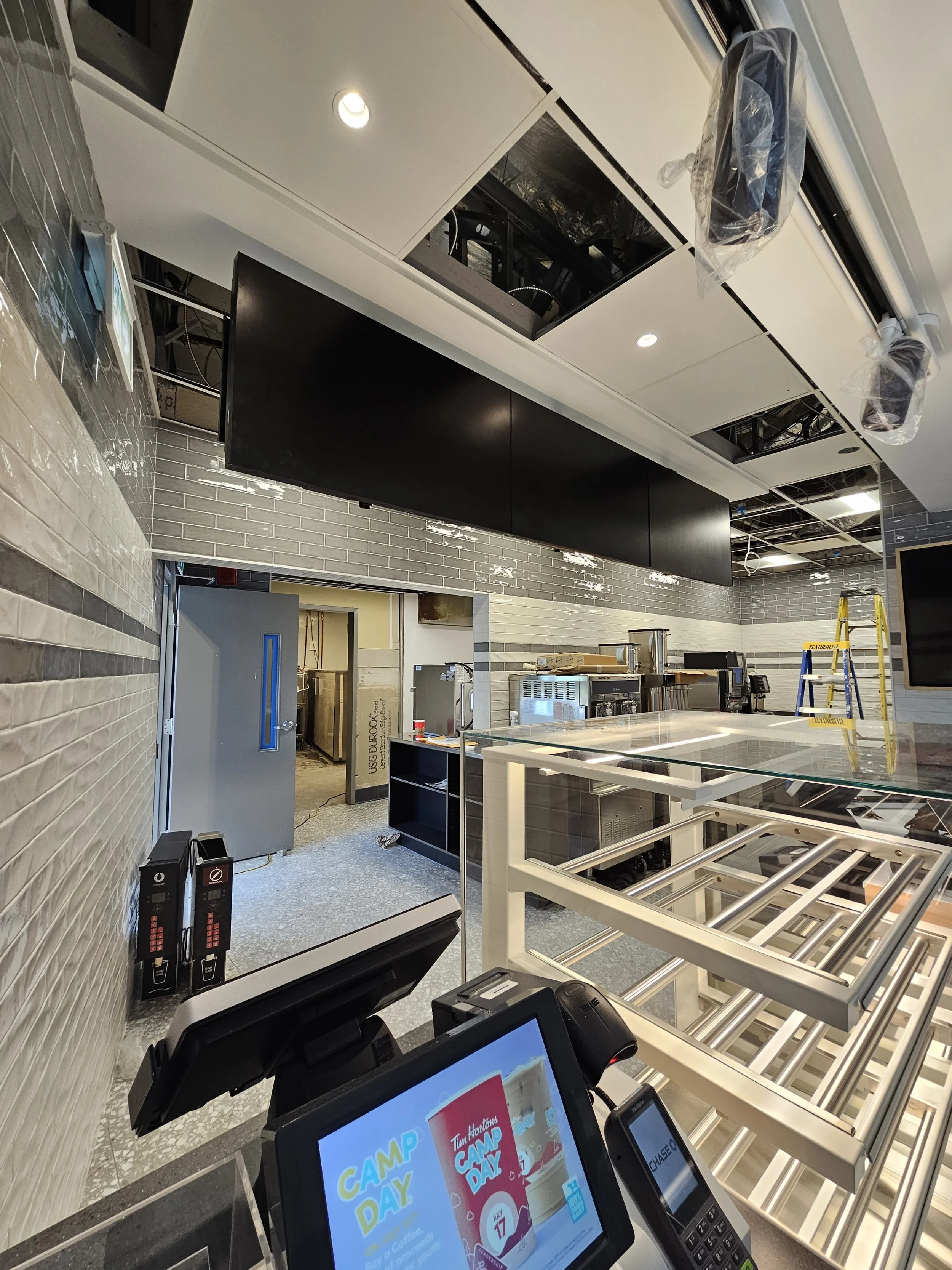 Mounting tv Menu screens