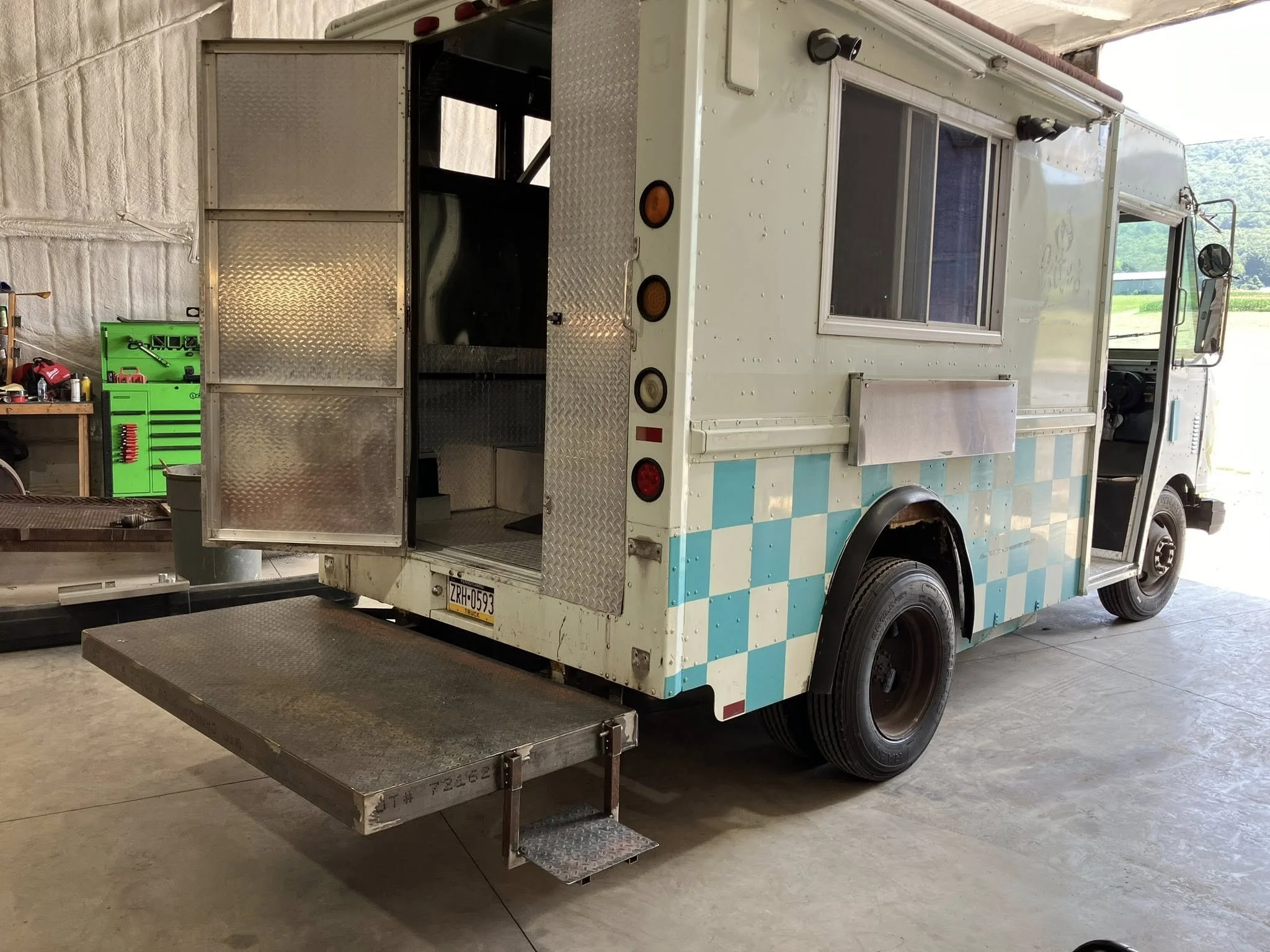 520254131_1188139219784577_7081295712851398046_n - Copy.jpg