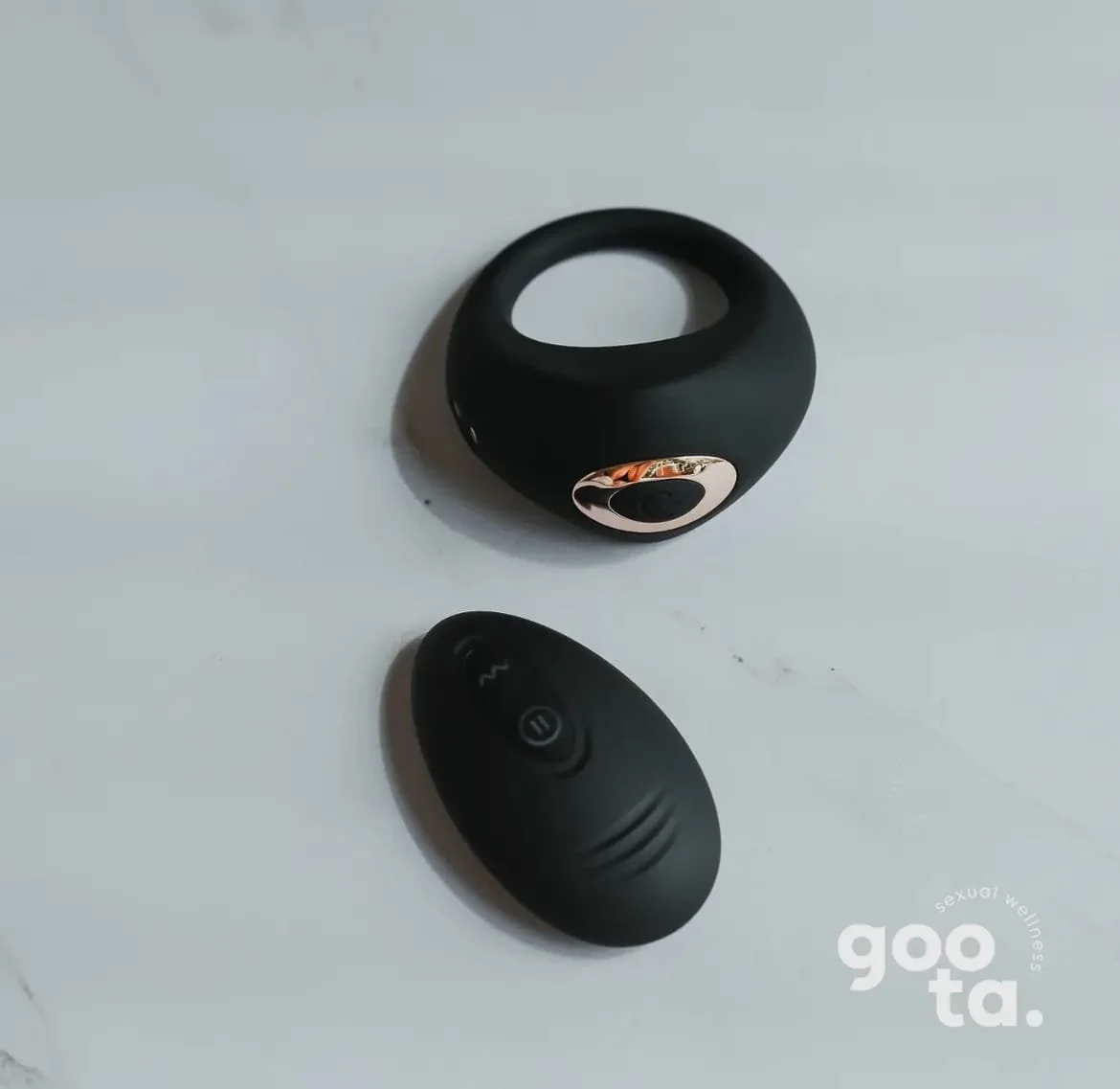 Couple's Pleasure Ring with Ergonomic & Waterproof Design.jpeg