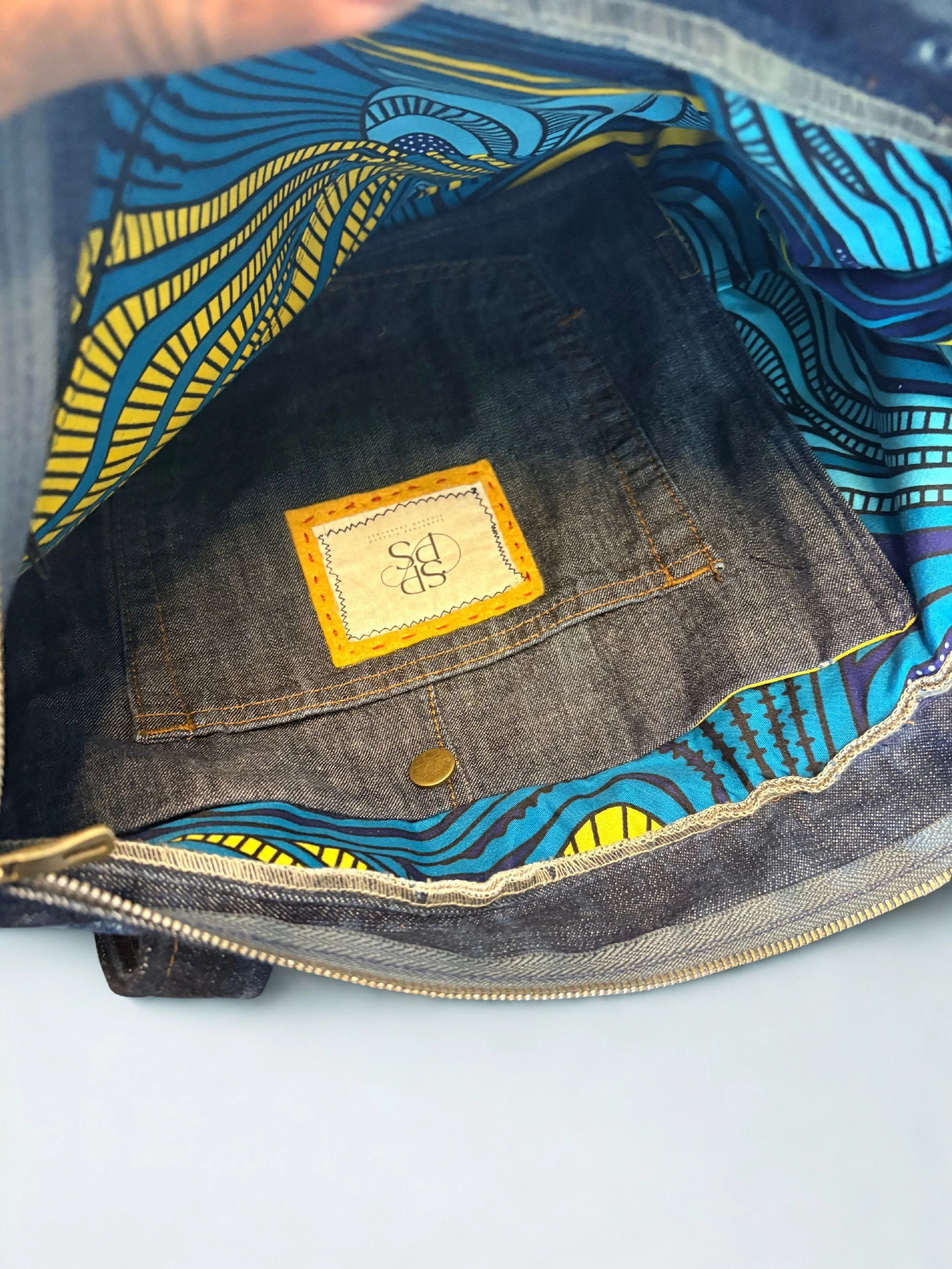 Crossroads Workhorse Tote- Signature Edition interior.jpg