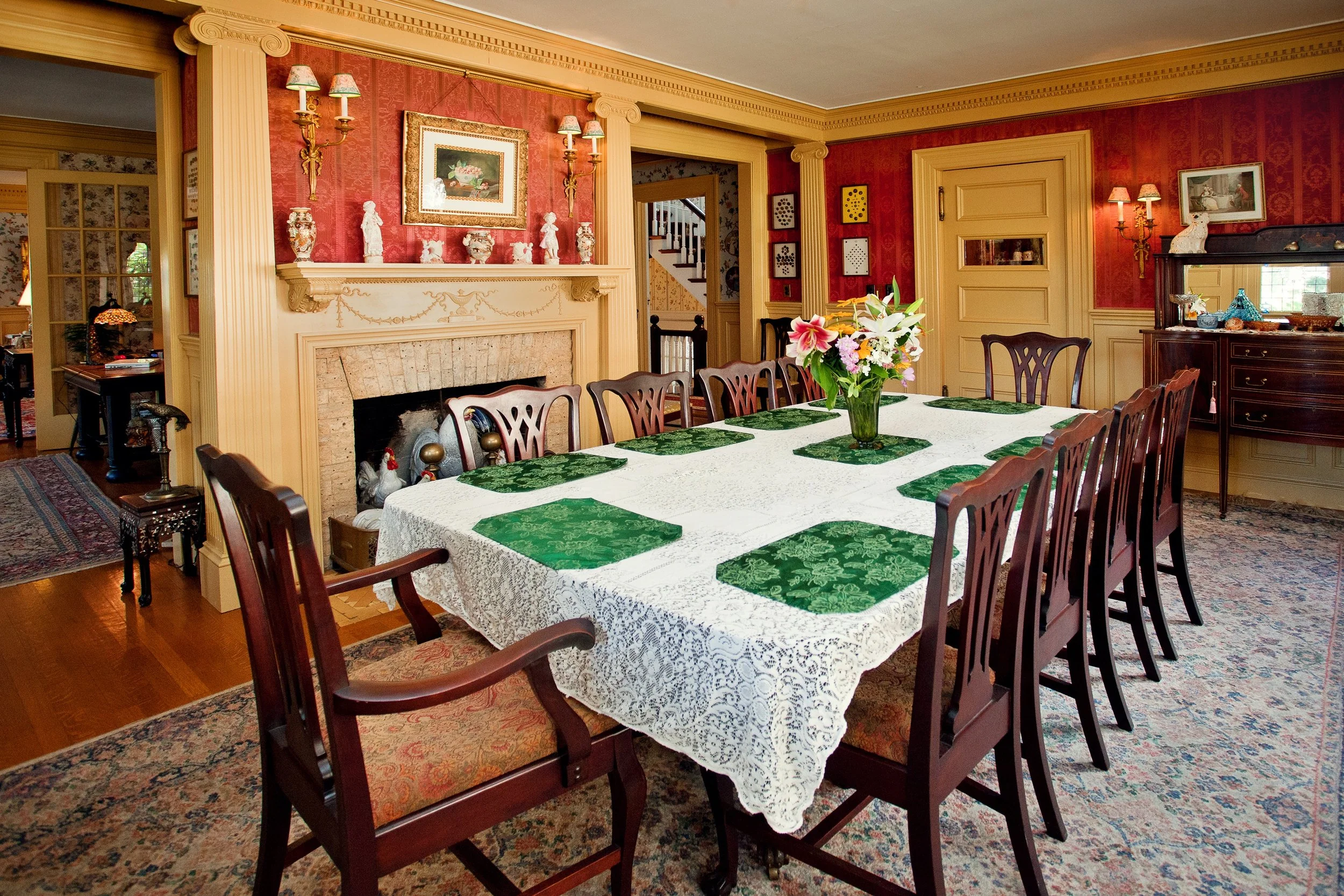 Dining room 1.jpg