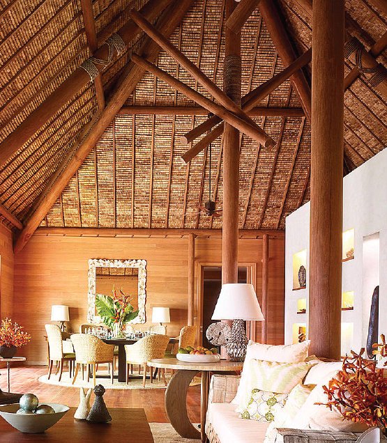 Onewood Timber Post in Villa