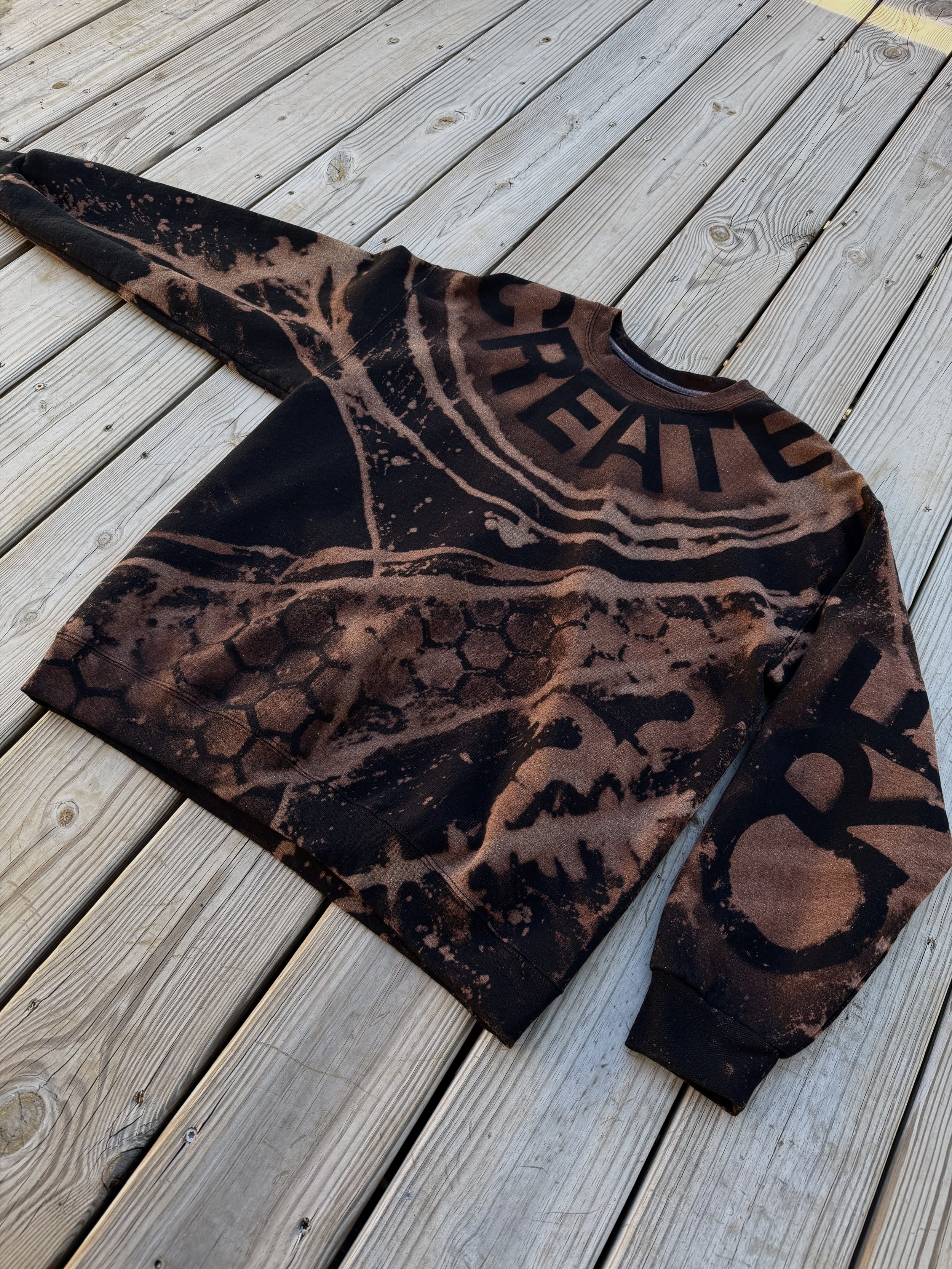 Crewneck 5/11 - CREate by Cody Eckenrode Hexagon Series - Large Size