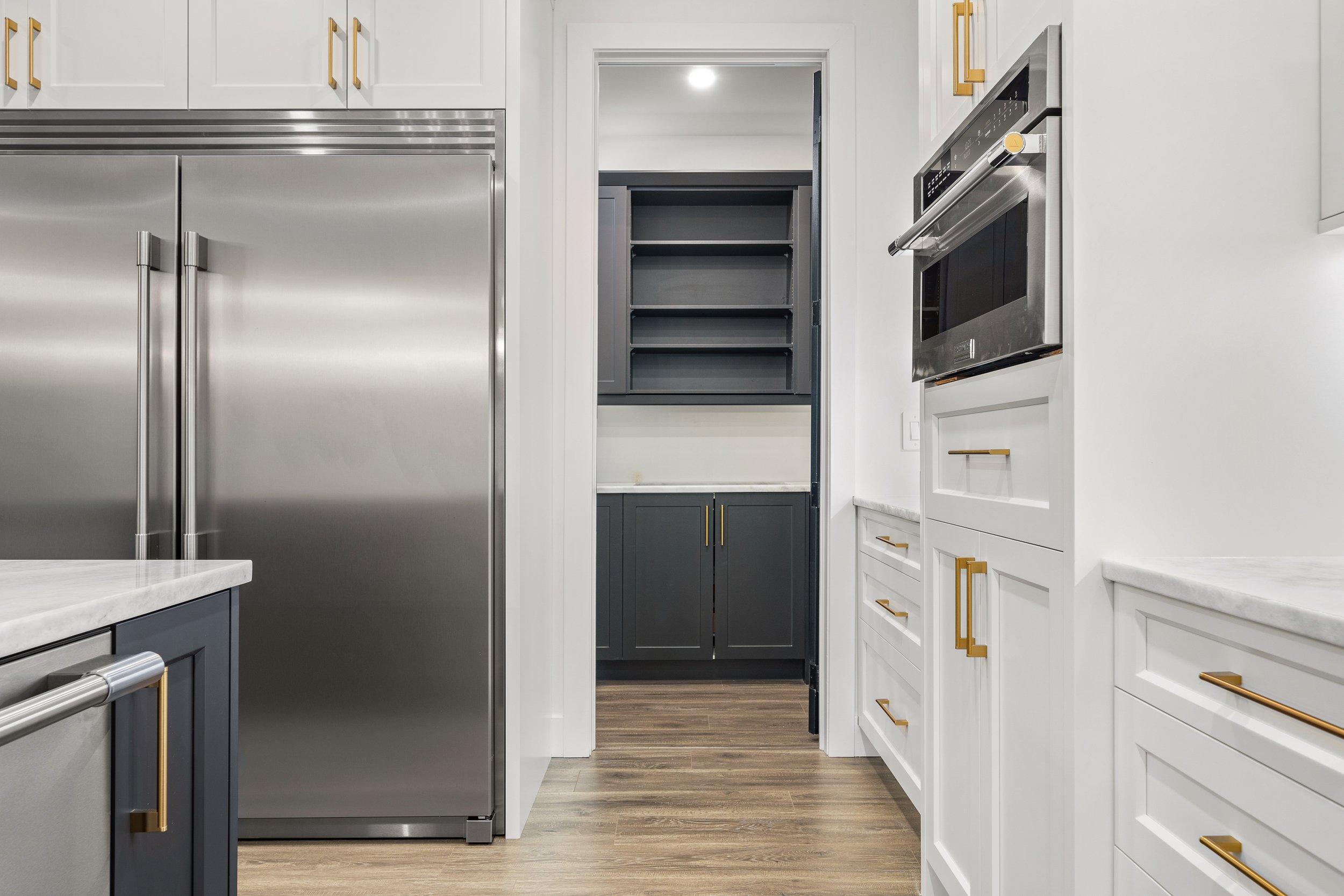 25-254 Michaels Way Carrying Place, ON.jpg