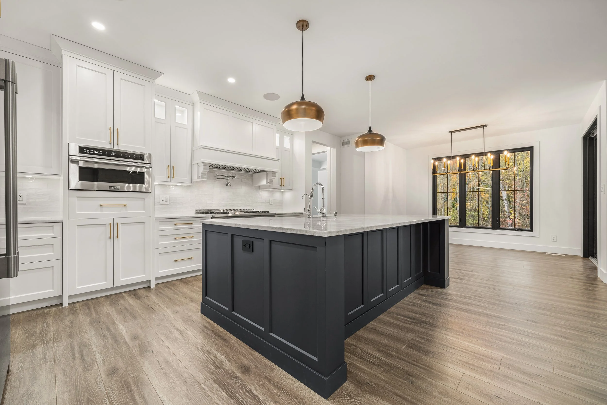 23-254 Michaels Way Carrying Place, ON.jpg