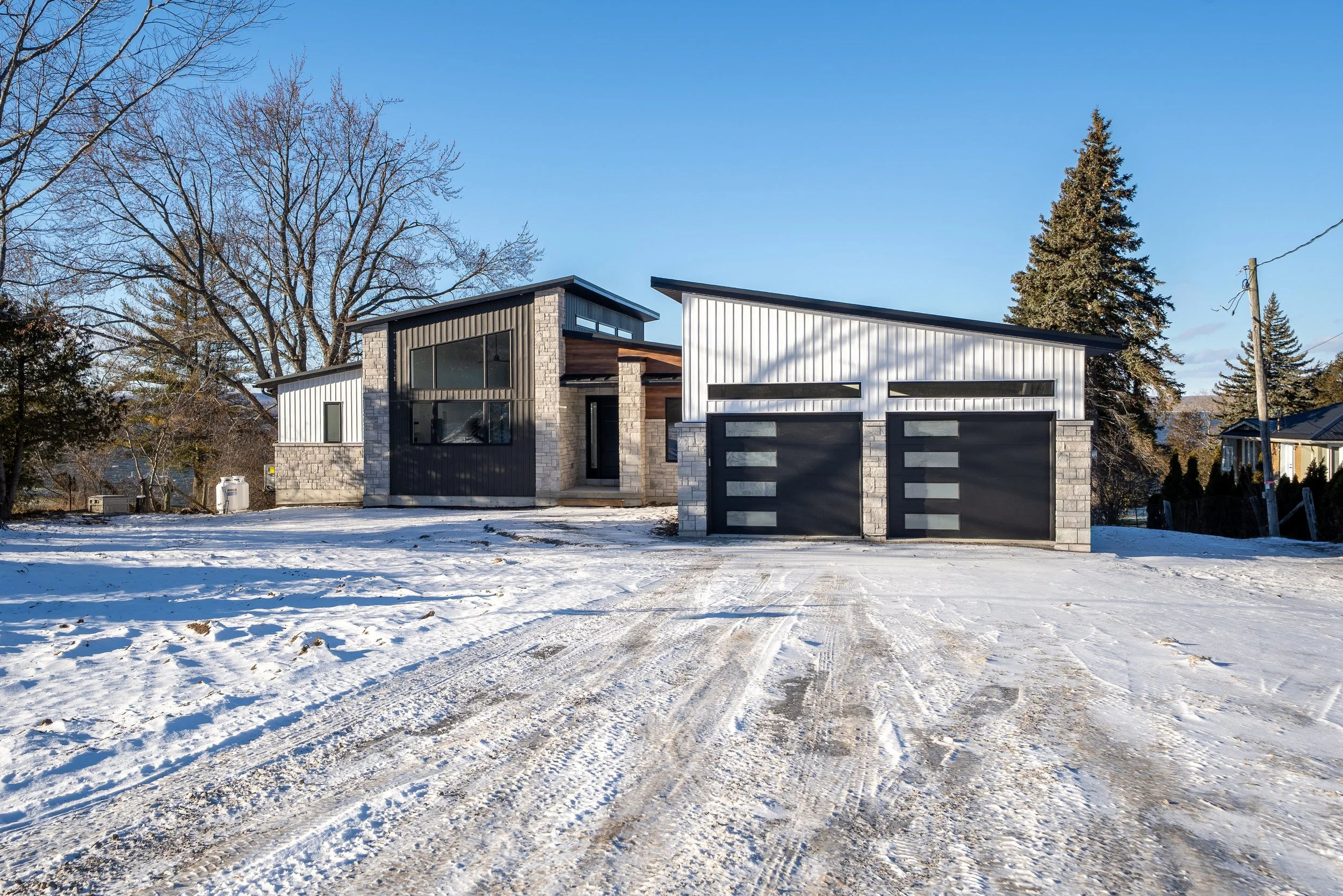  14-162 Old Orchard Rd, Carrying Place, ON.jpg