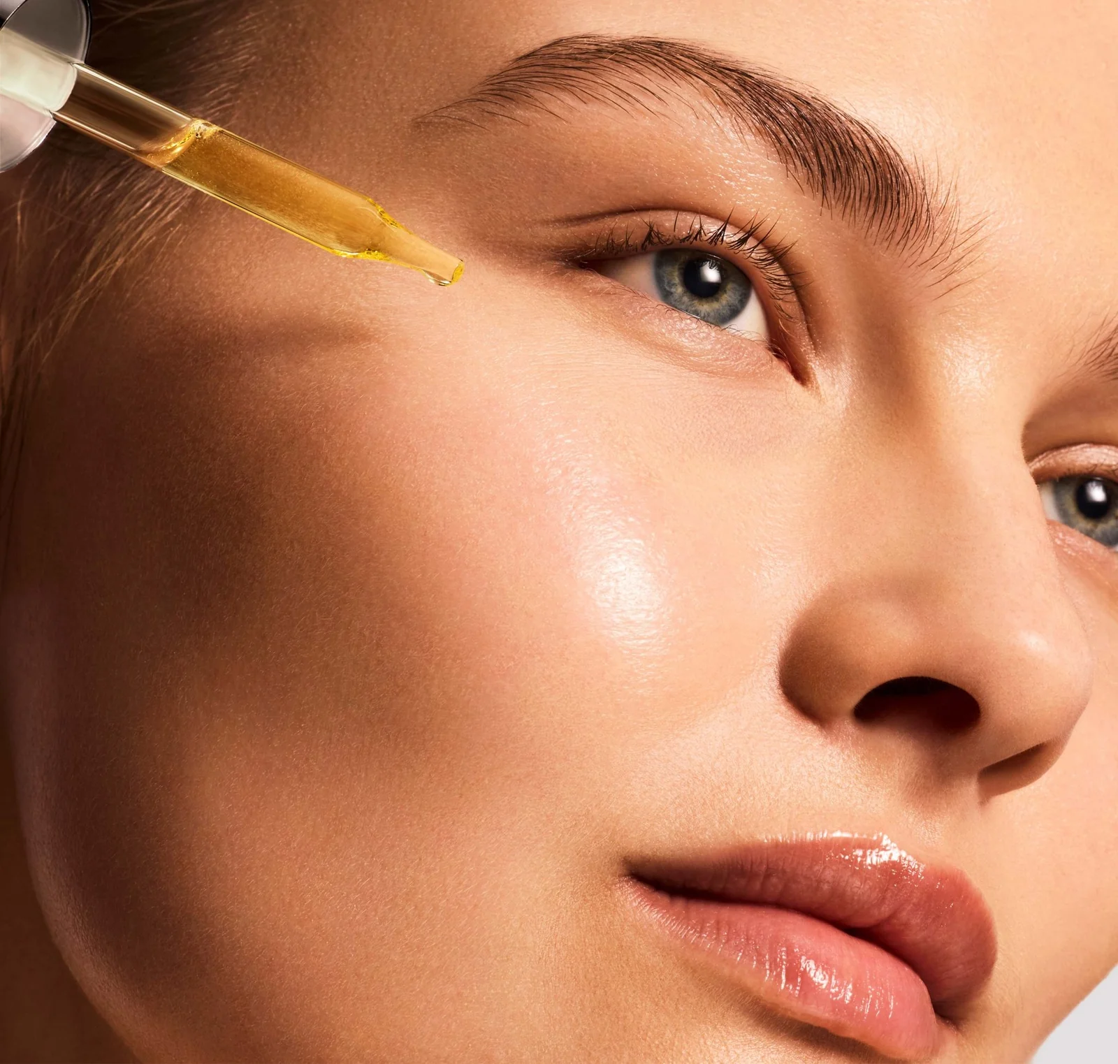 IS-Clinical-Pro-Heal-Serum-Advance-6.png