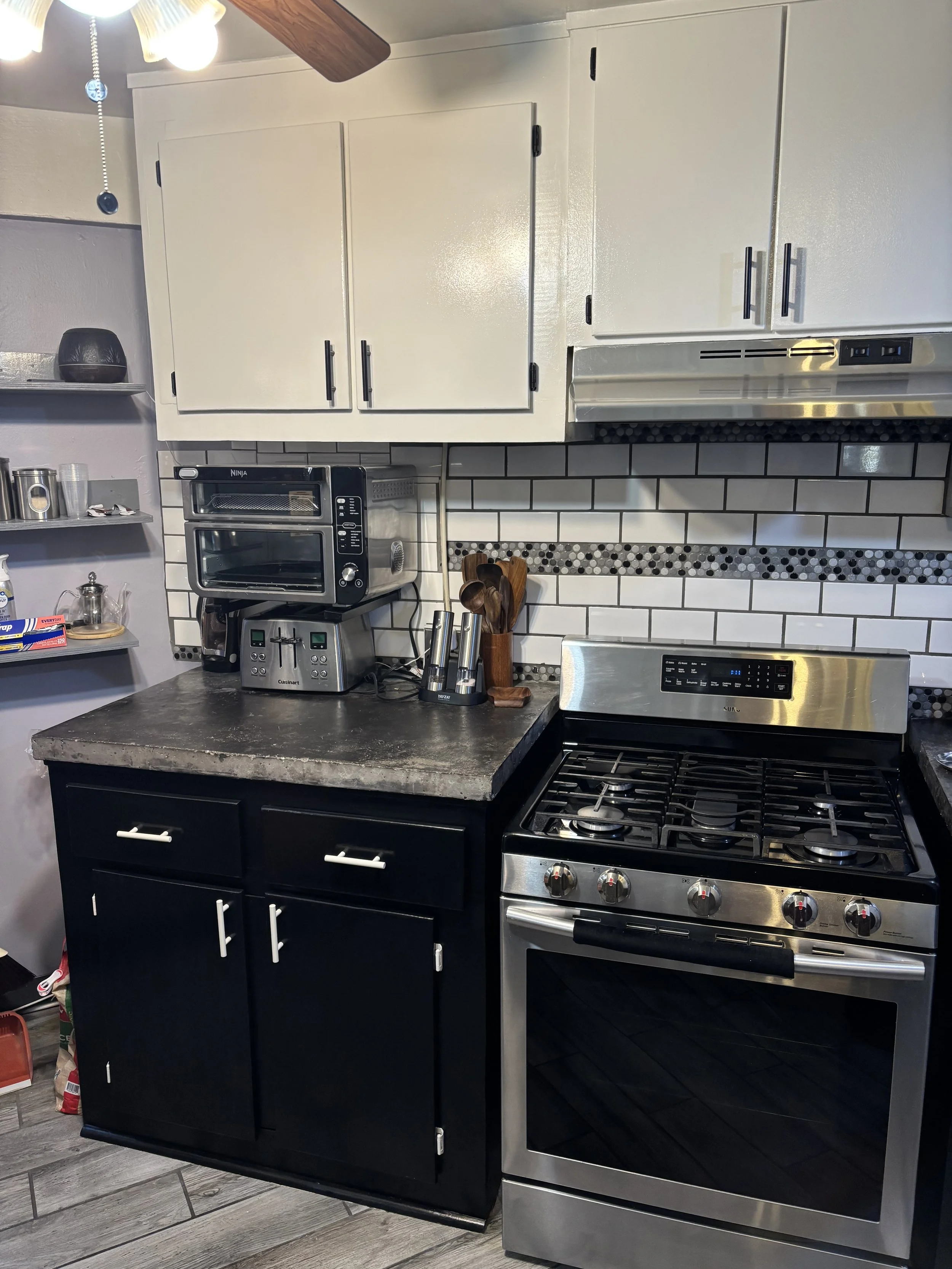 Renovated Kitchen Cabinets & Backsplash