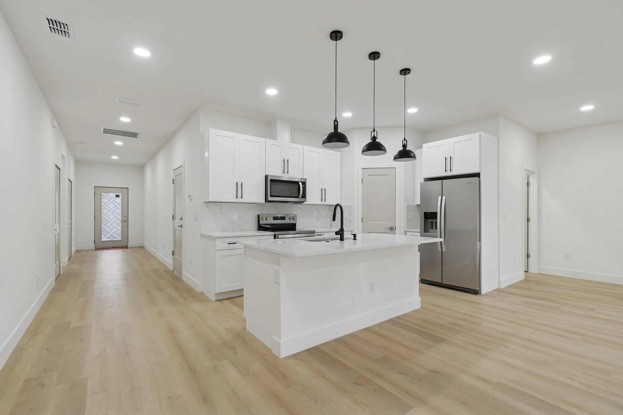 Center Ave 5 (1).jpg