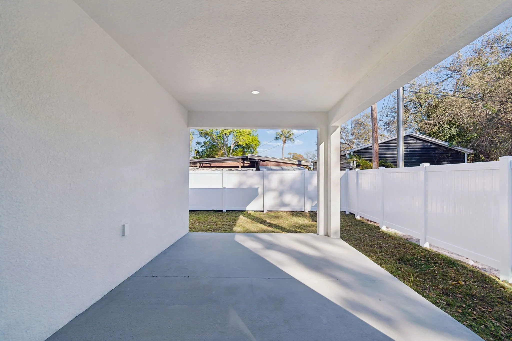 5111 68th St N 9.jpg