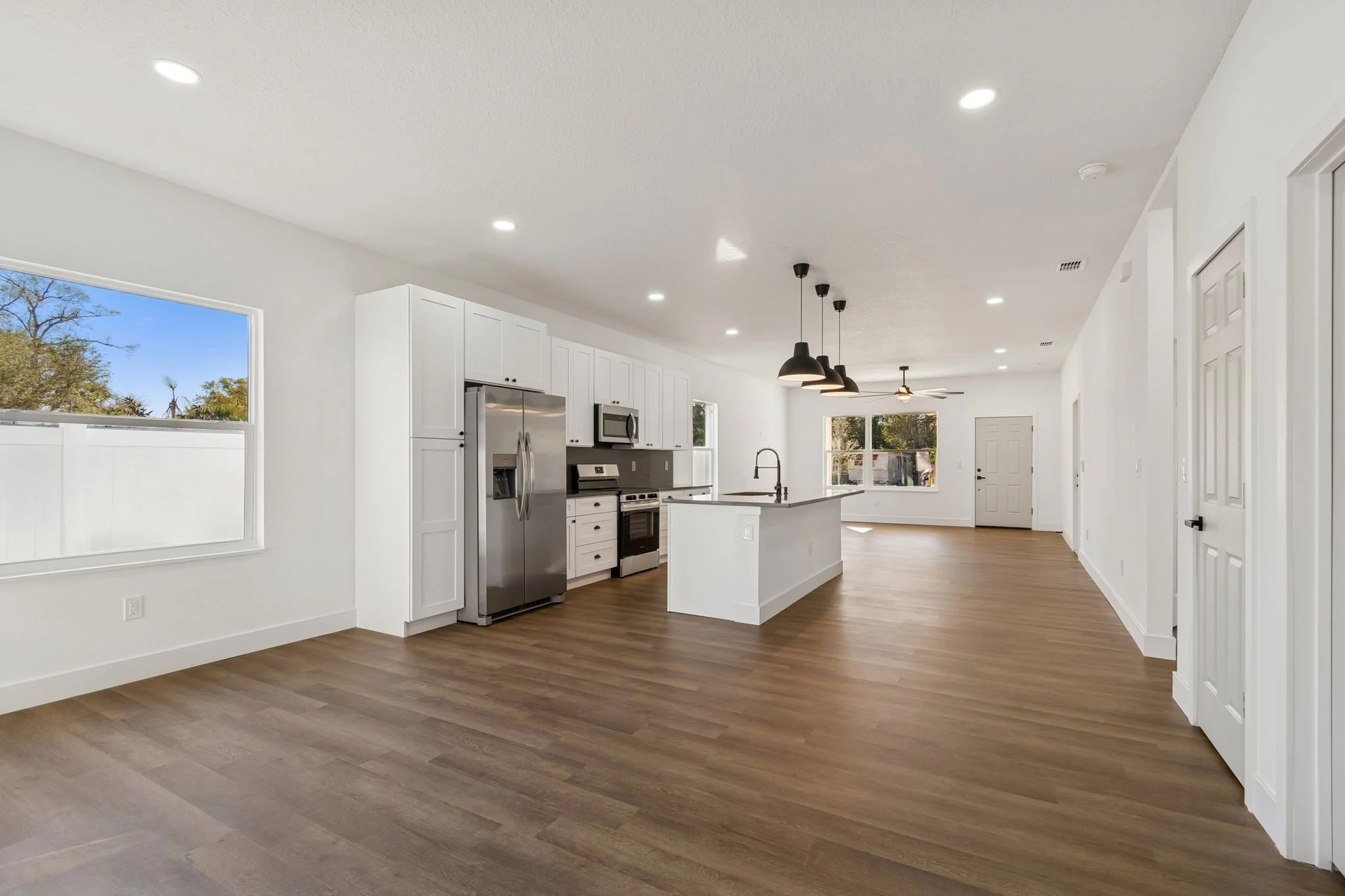 5111 68th St N 4.jpg