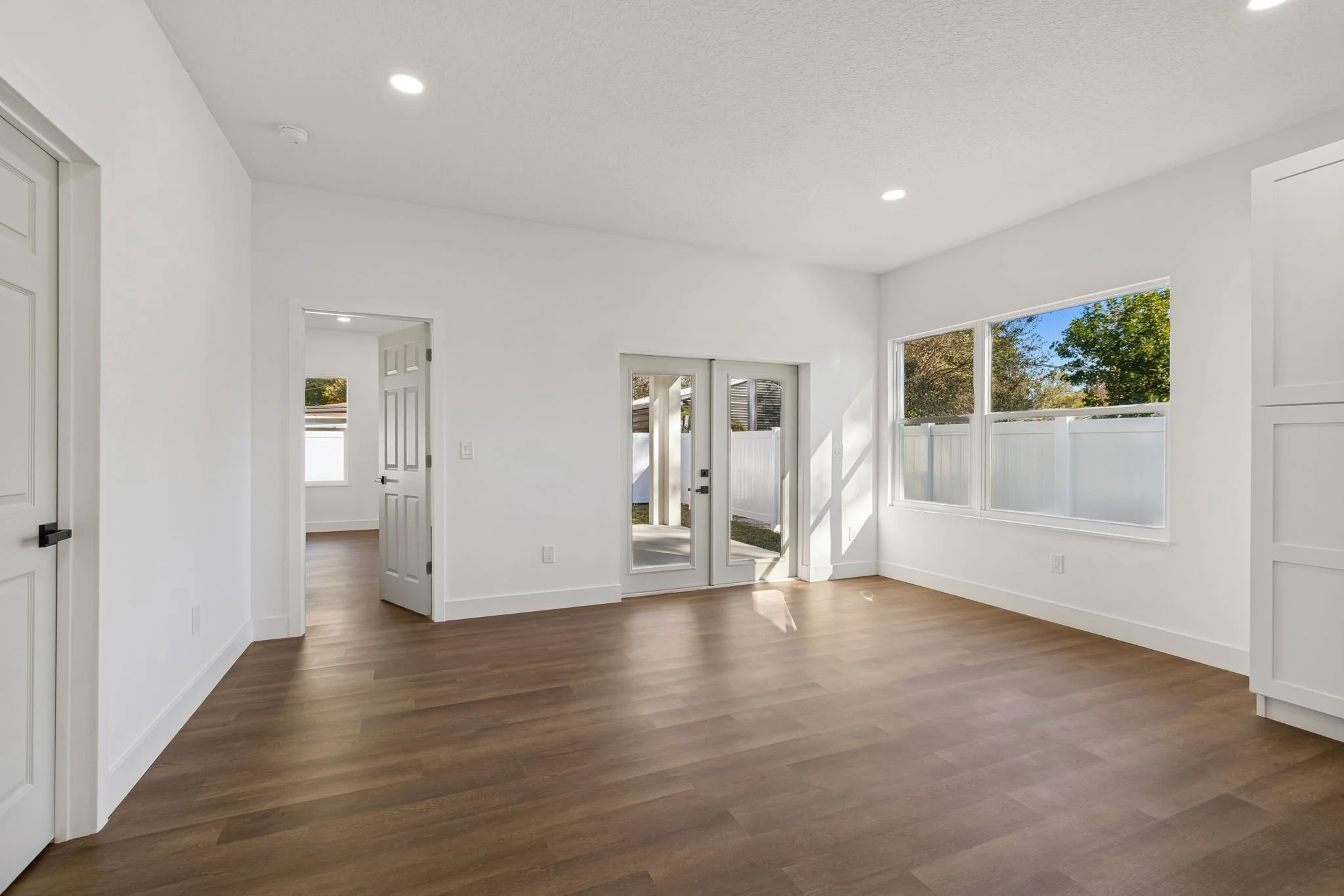 5111 68th St N 3.jpg