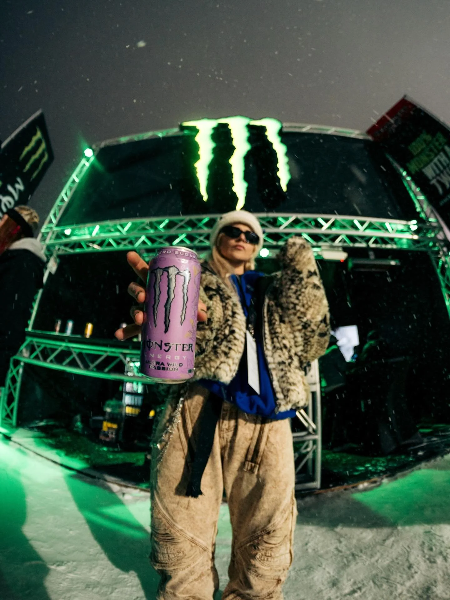 Final piece to the @xgames posts! The absolute legend and reason I was able to go to X Games @kendollmusik 🔥
who has brought me along to some insane stops on her Apr&egrave;s Tour 🙏
Forever grateful to you for trusting me to capture everything on t