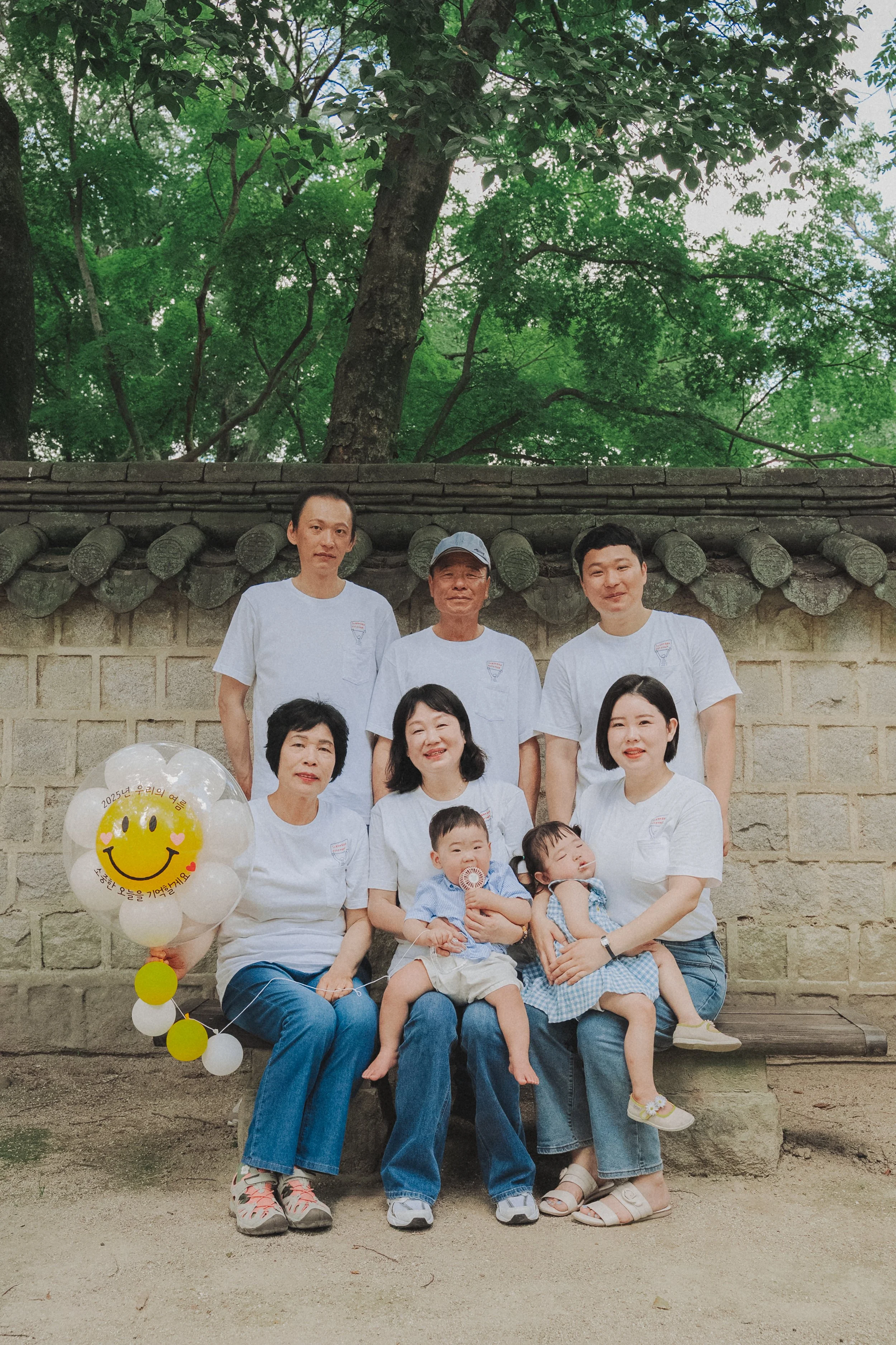 대가족 야외스냅