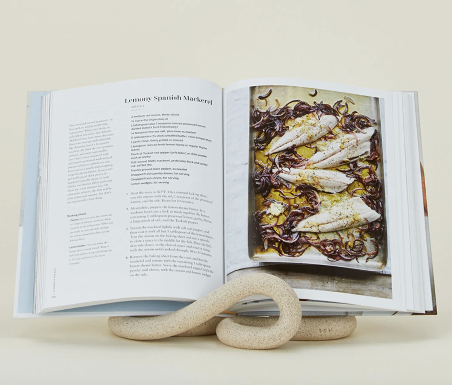 Lumbra Book Stand (Copy)