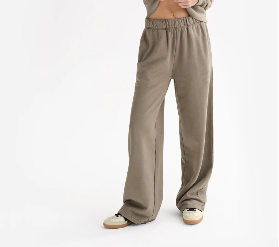 Organic Fleece Straight Leg Sweatpant
Brand: Mate The Label
100% Organic Cotton