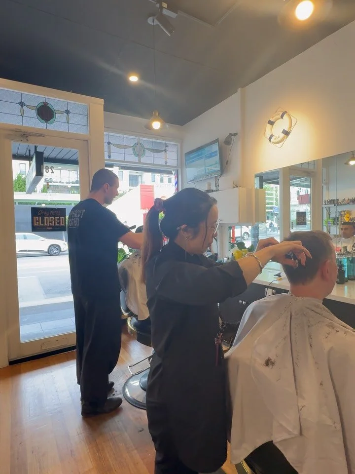 Booked &amp; busy. Just how we like it 💪💈

#barber #captainbarber #captainbarbershop #haircut #busy #fresh #trim