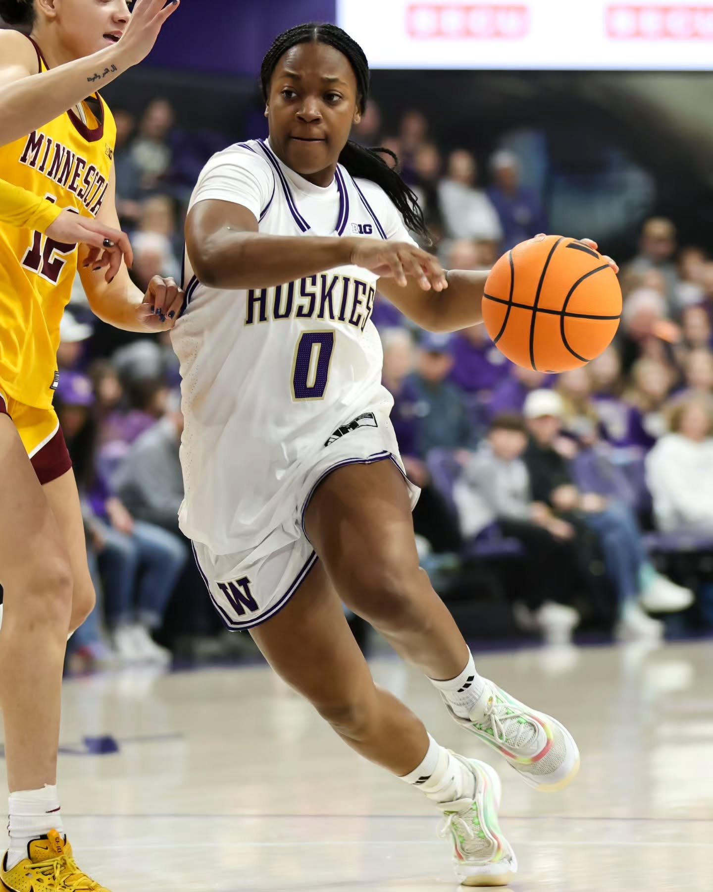 Minnesota Golden Gophers at University of Washington Huskies
for @circlingseattlesports