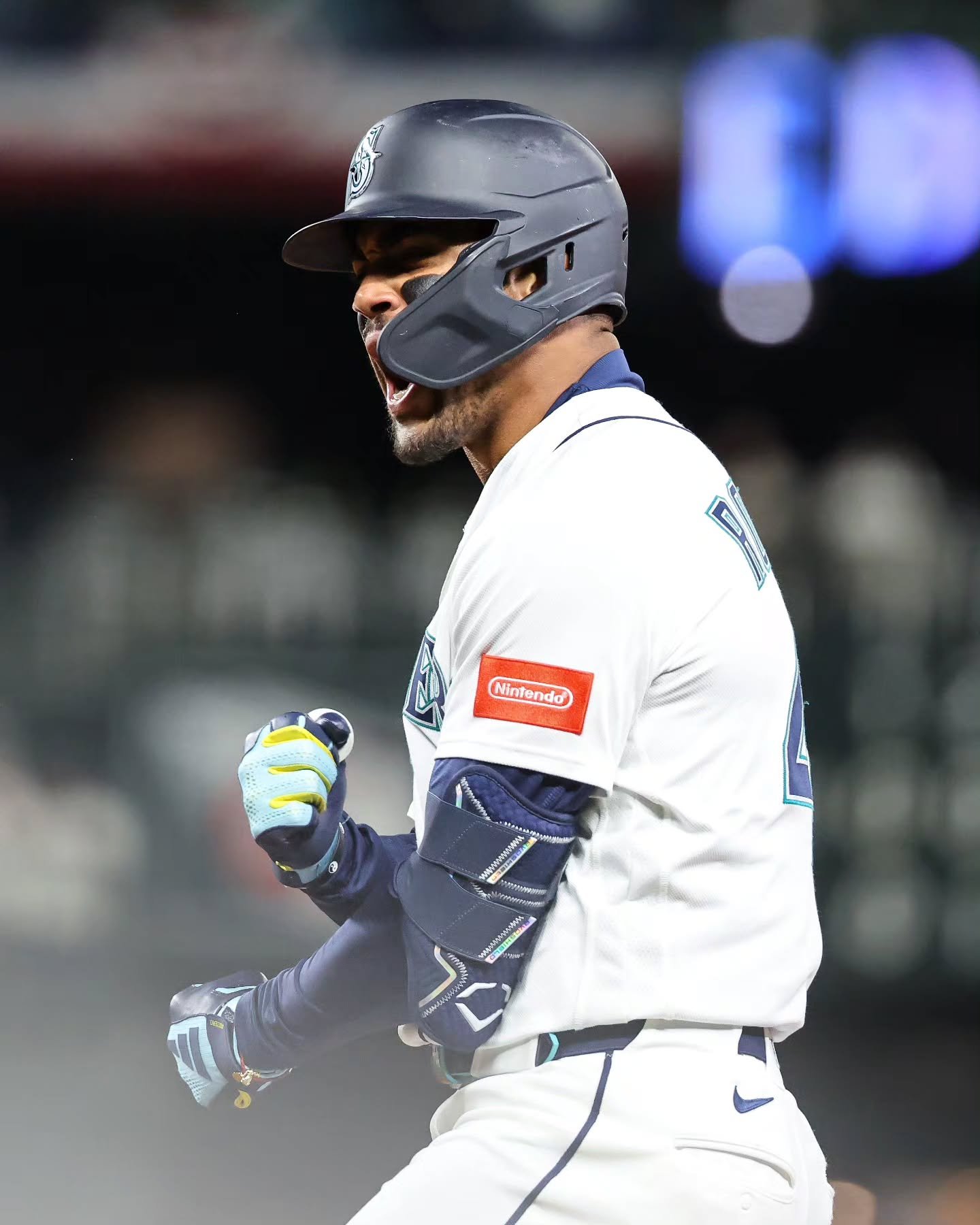 Cleveland Guardians at Seattle Mariners
Opening Week 2026
March 28, 2026
for @circlingseattlesports 

Big thank you to @ogvanniphoto for steering me in the right direction on multiple occasions last night. This was my first baseball coverage since la