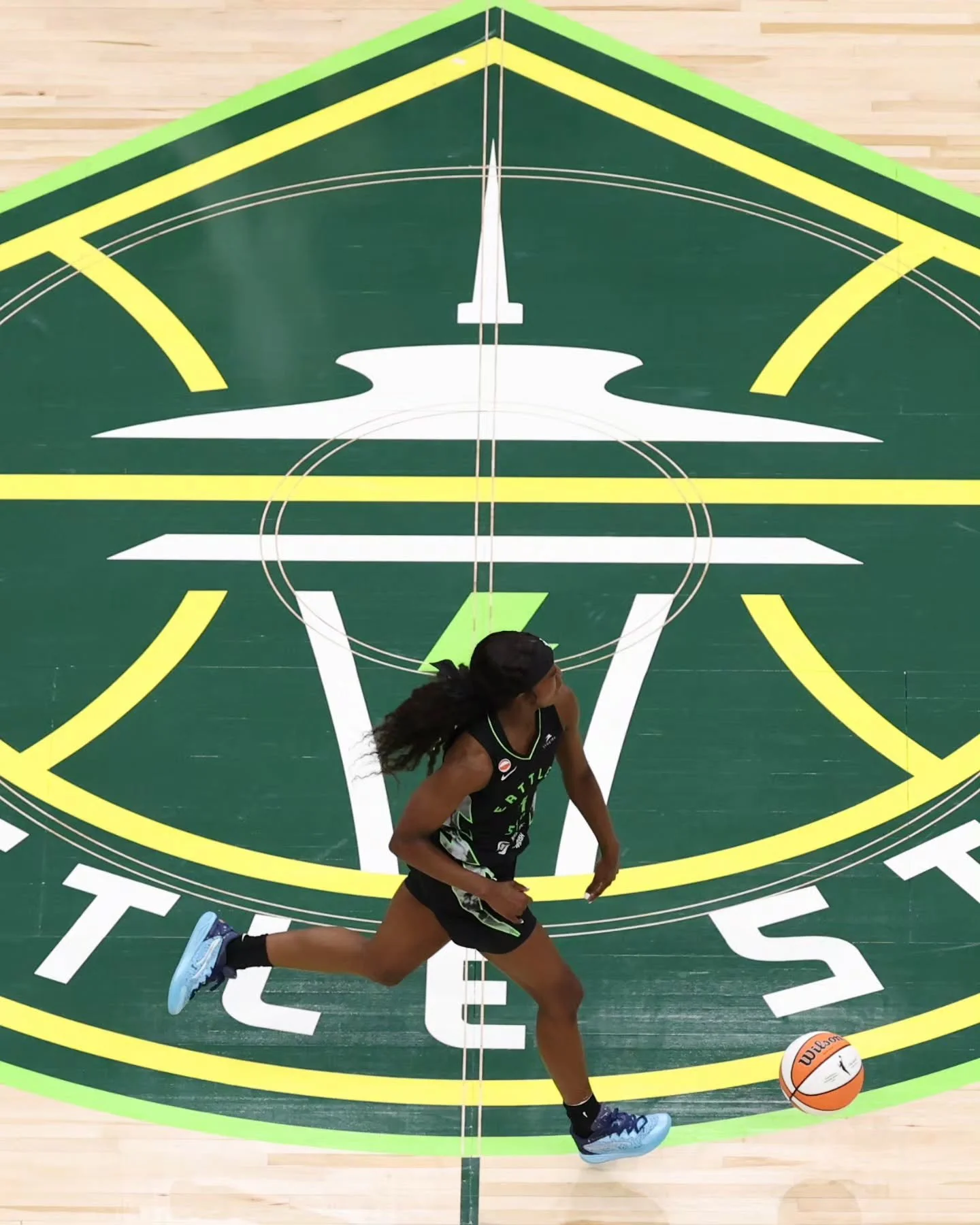 Seattle Storm 2026 Season Opener 
May 8, 2026
for @circlingseattlesports