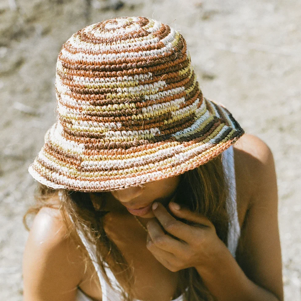Made-by-Minga-Stripes-Woven-Bucket-Hat-Crocheted-Handmade-02.webp