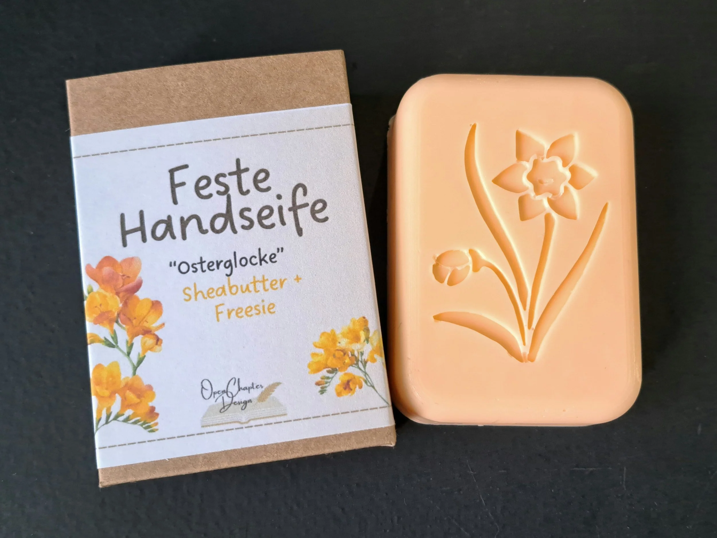 feste Handseife Freesie, in Form "Osterglocke"