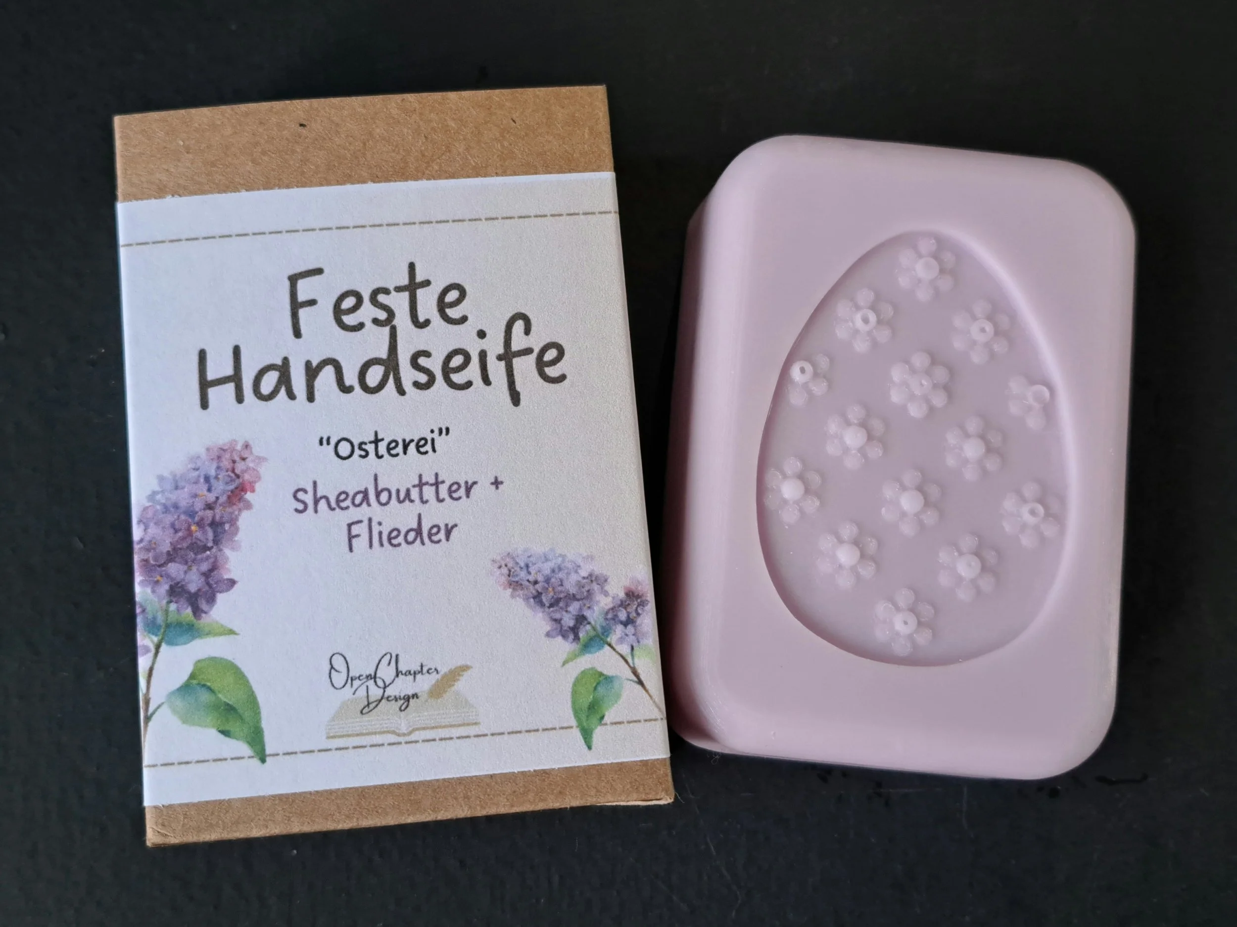 feste Handseife Flieder, in Form "Osterei"