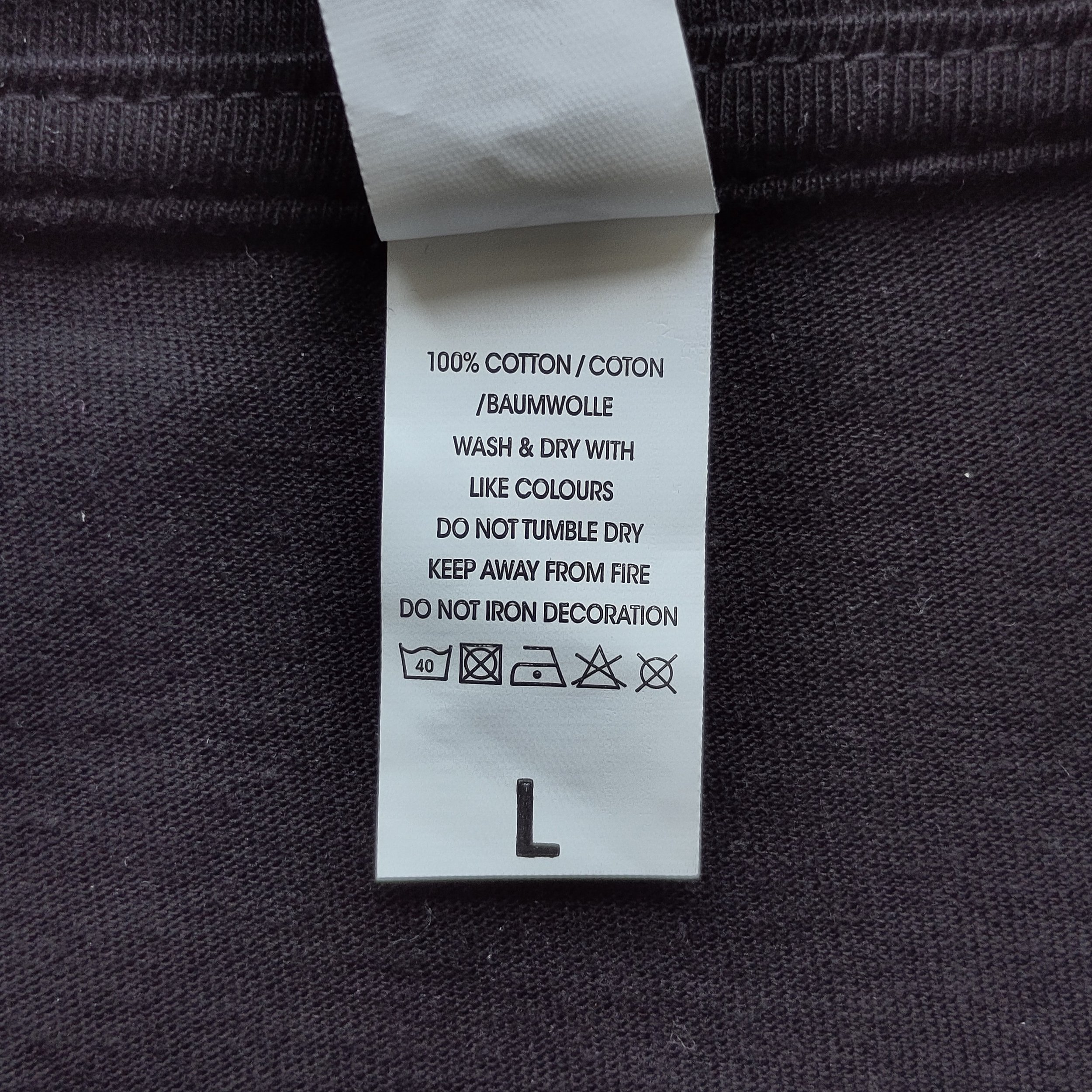 UTP Tshirt label Square.jpg