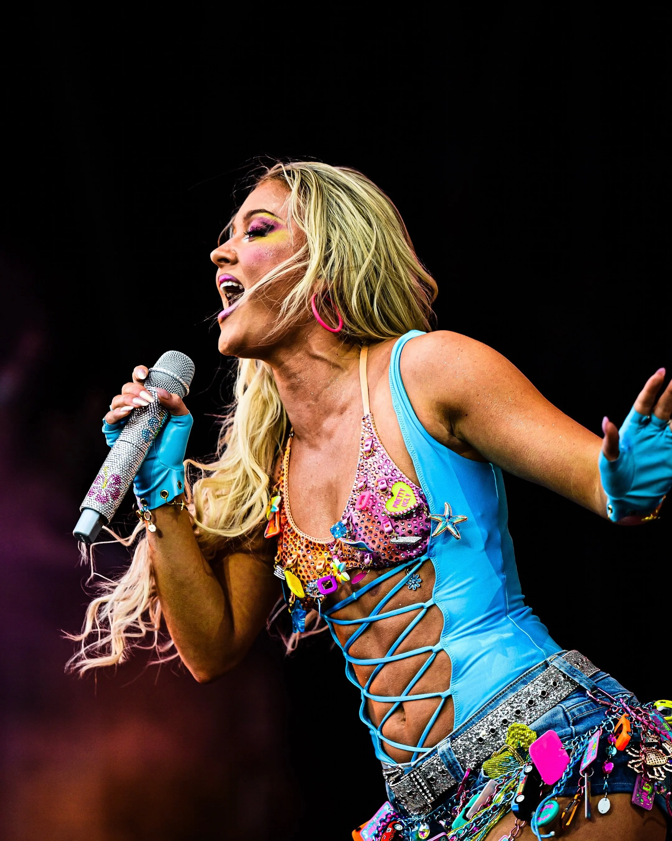 @zaralarsson at this years @parklife_festival 🔥

Shot for @wallofsoundgb 📸

#zaralarsson #zaralarssonfans #midnightsun #parklife #parklife2026