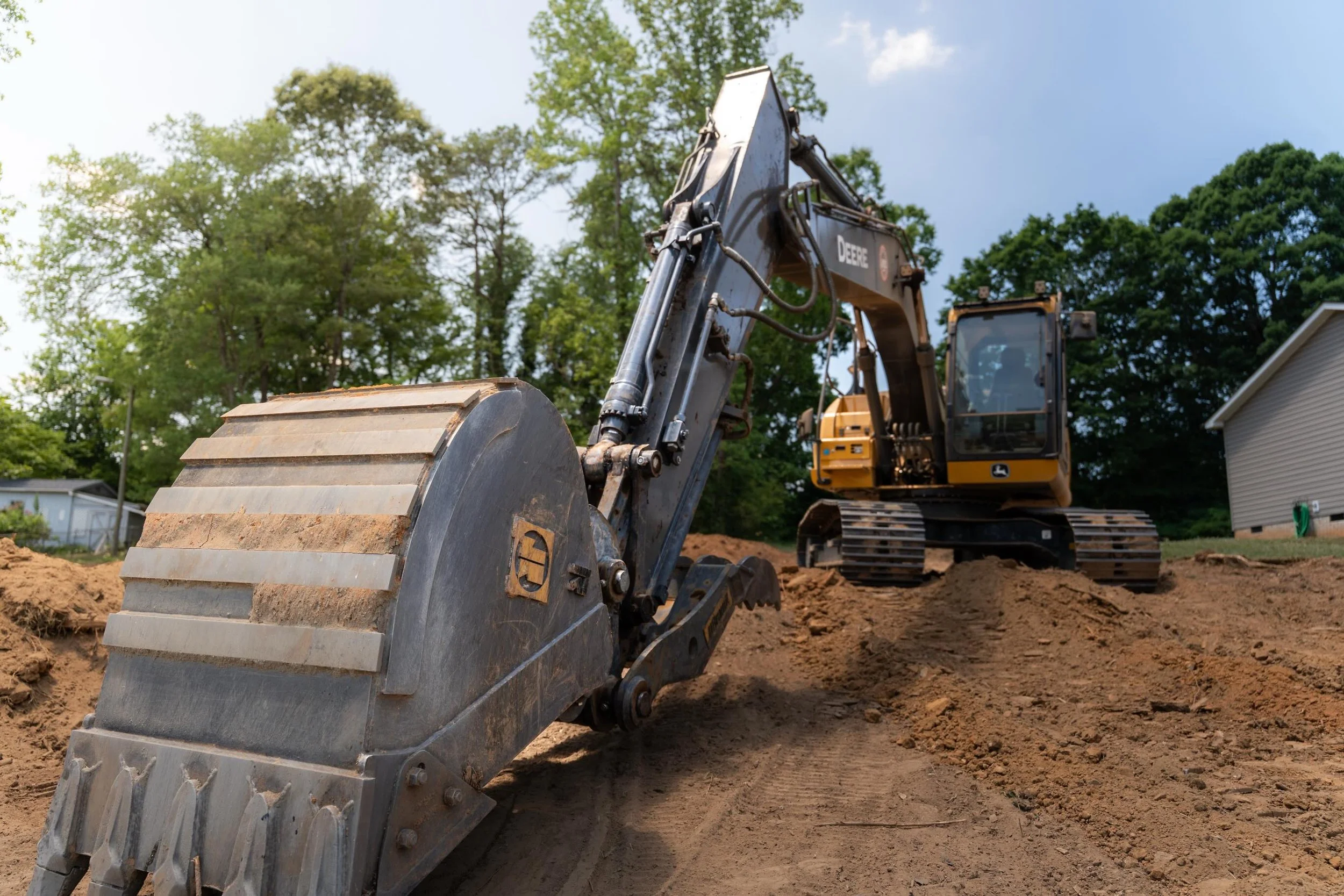 This residential job is shaping up nicely over in Trinity, NC.

Trees cleared. Material hauled off. Driveway going in. Pad grade getting dialed in.

Proud to help make space for families to build the home they&rsquo;ve always dreamed of. The 160 isn&