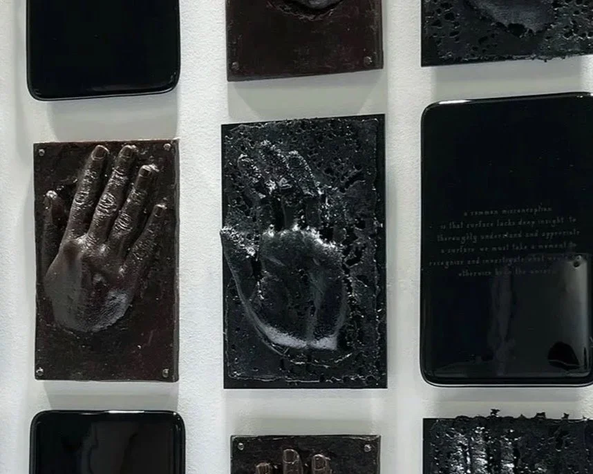 Reflecting the Surface of Memory